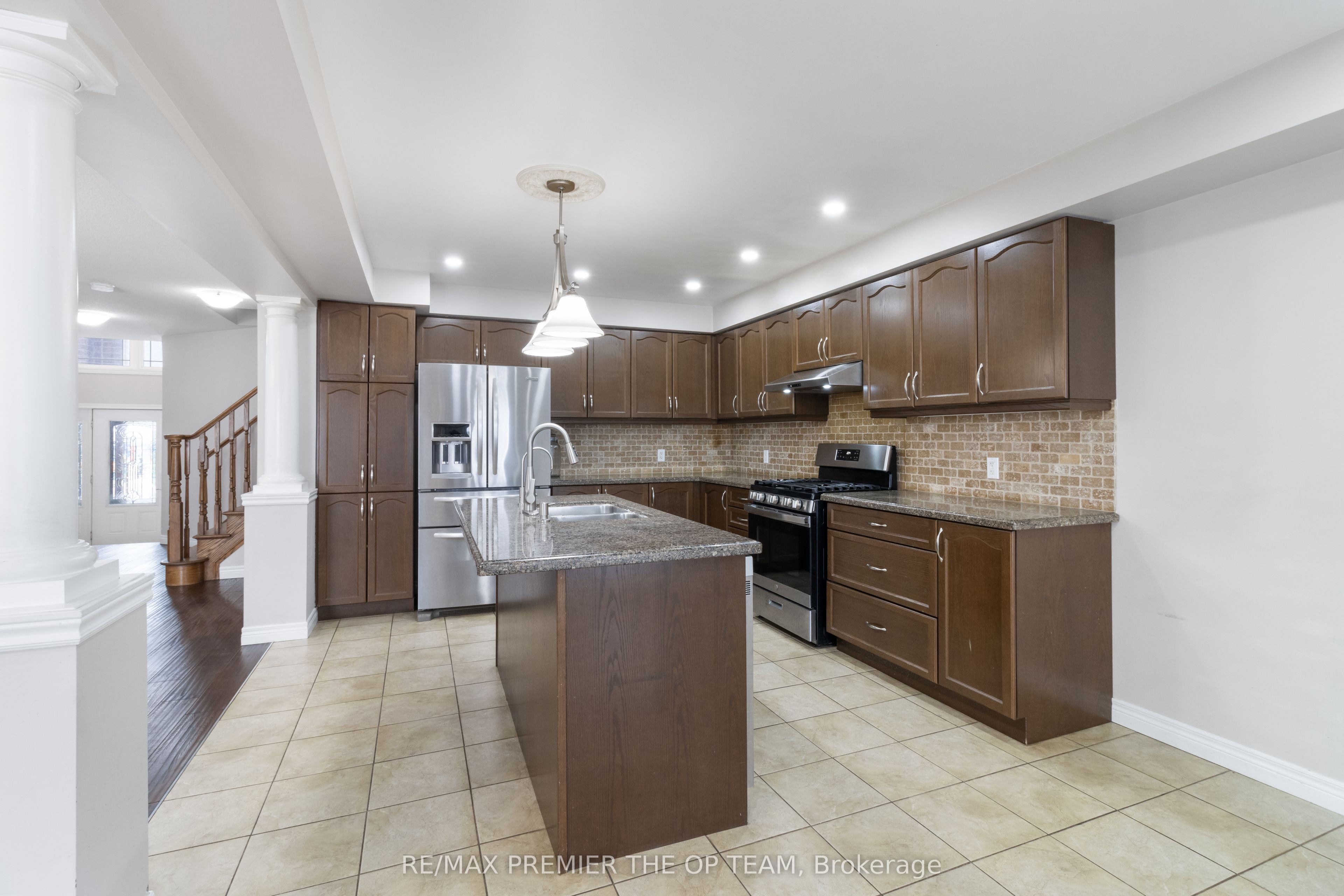 147 Pelech Crescent Property Photo 17