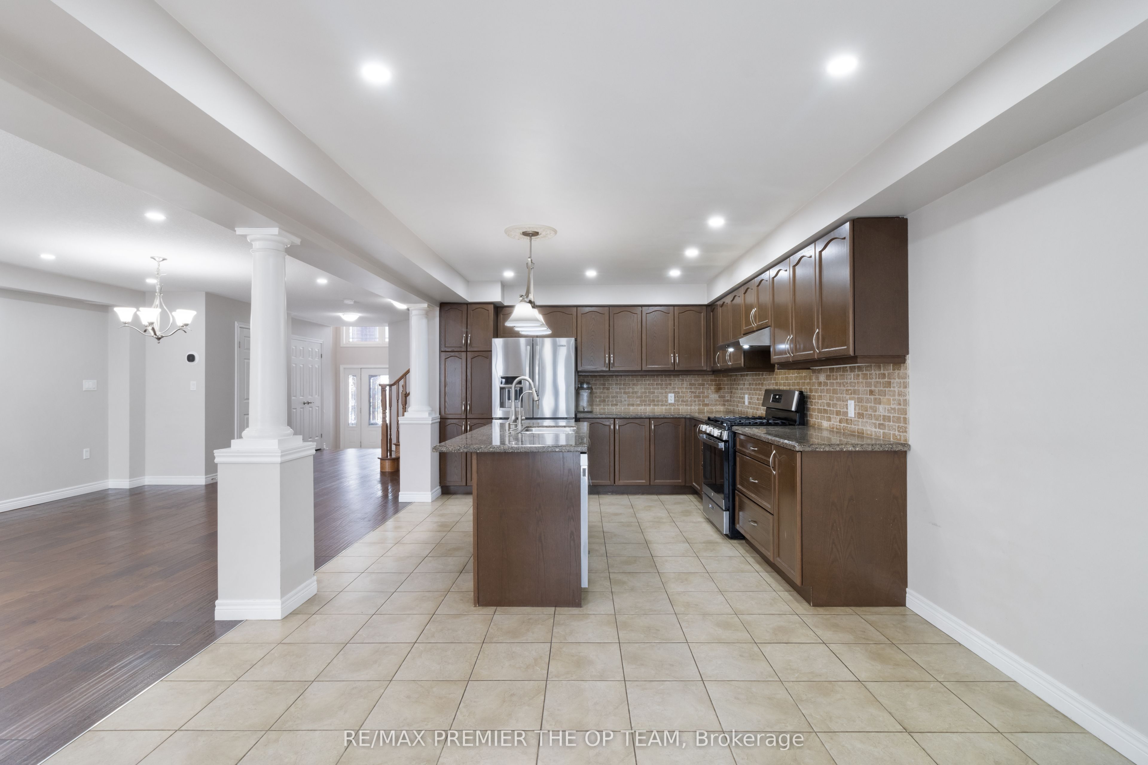 147 Pelech Crescent Property Photo 19