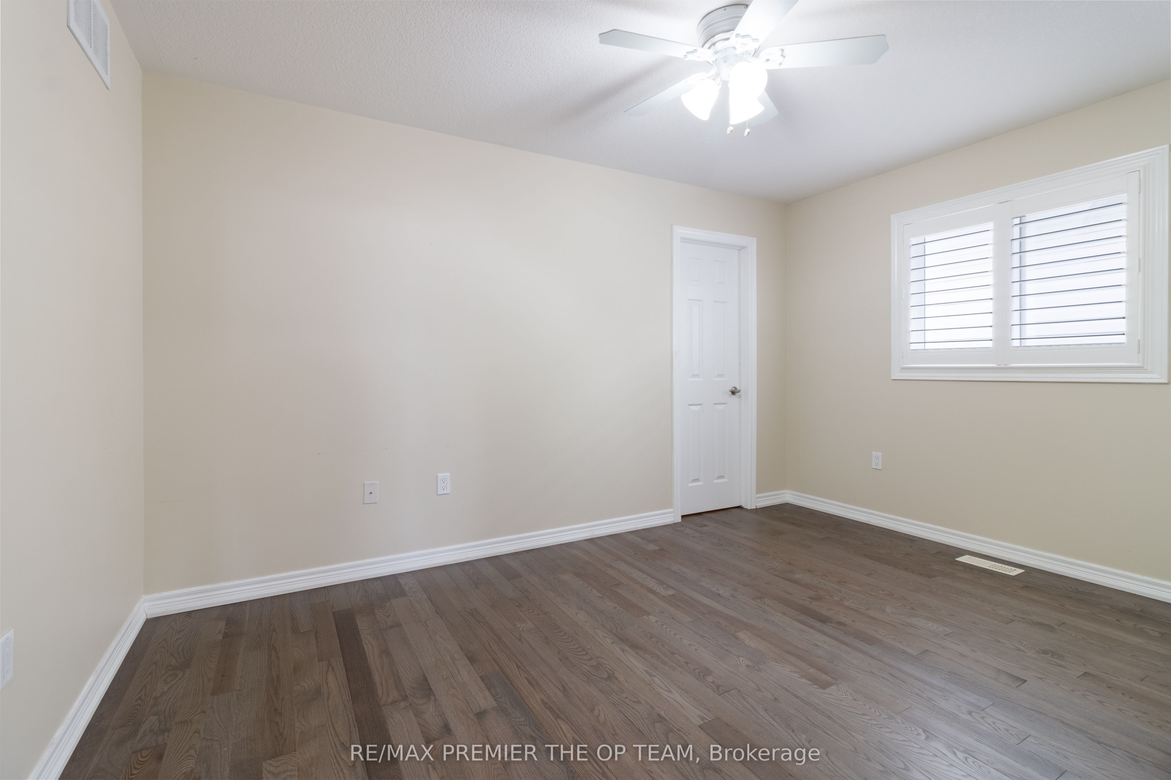 147 Pelech Crescent Property Photo 31