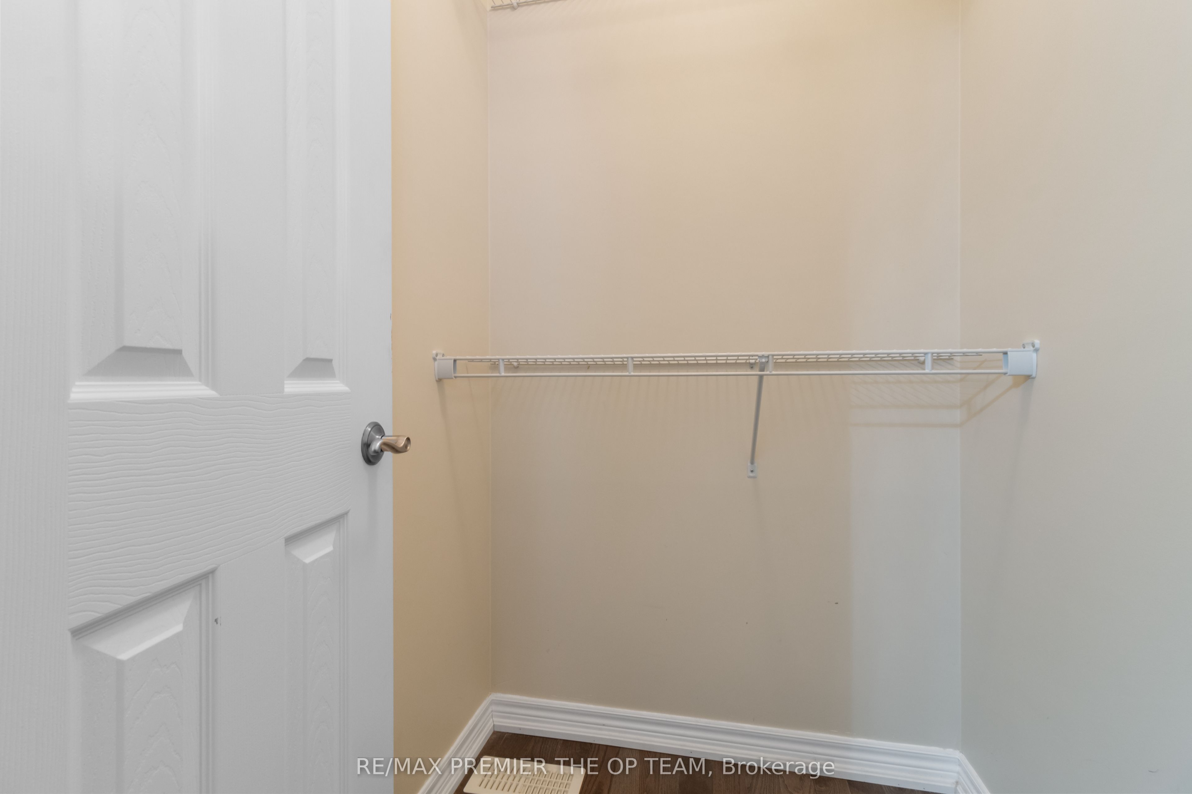 147 Pelech Crescent Property Photo 33