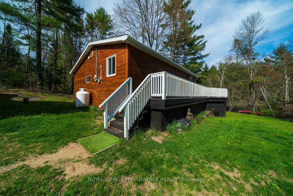 1058 Jacques Bay Road Property Photo 8