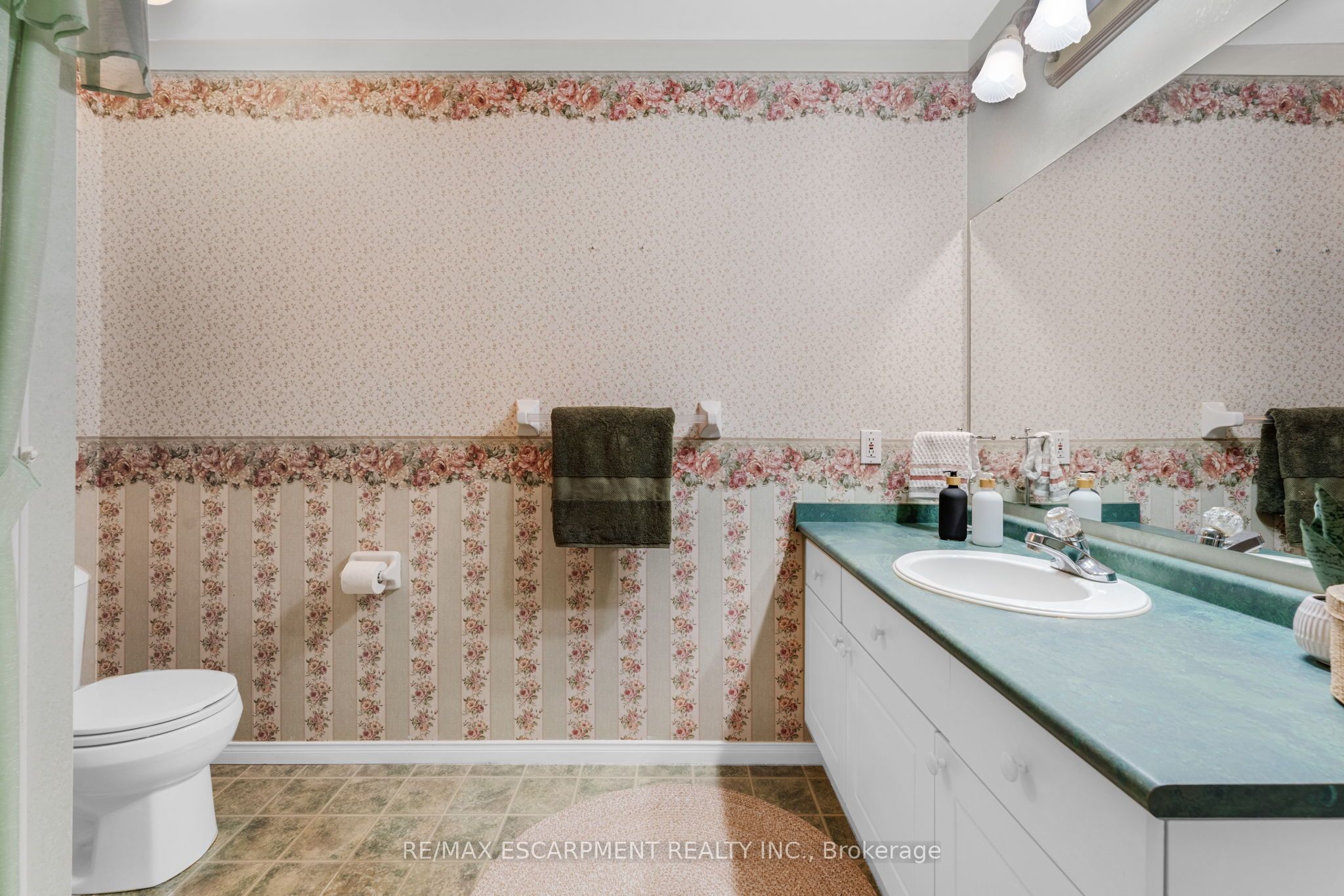 6 Village Drive Property Photo 22
