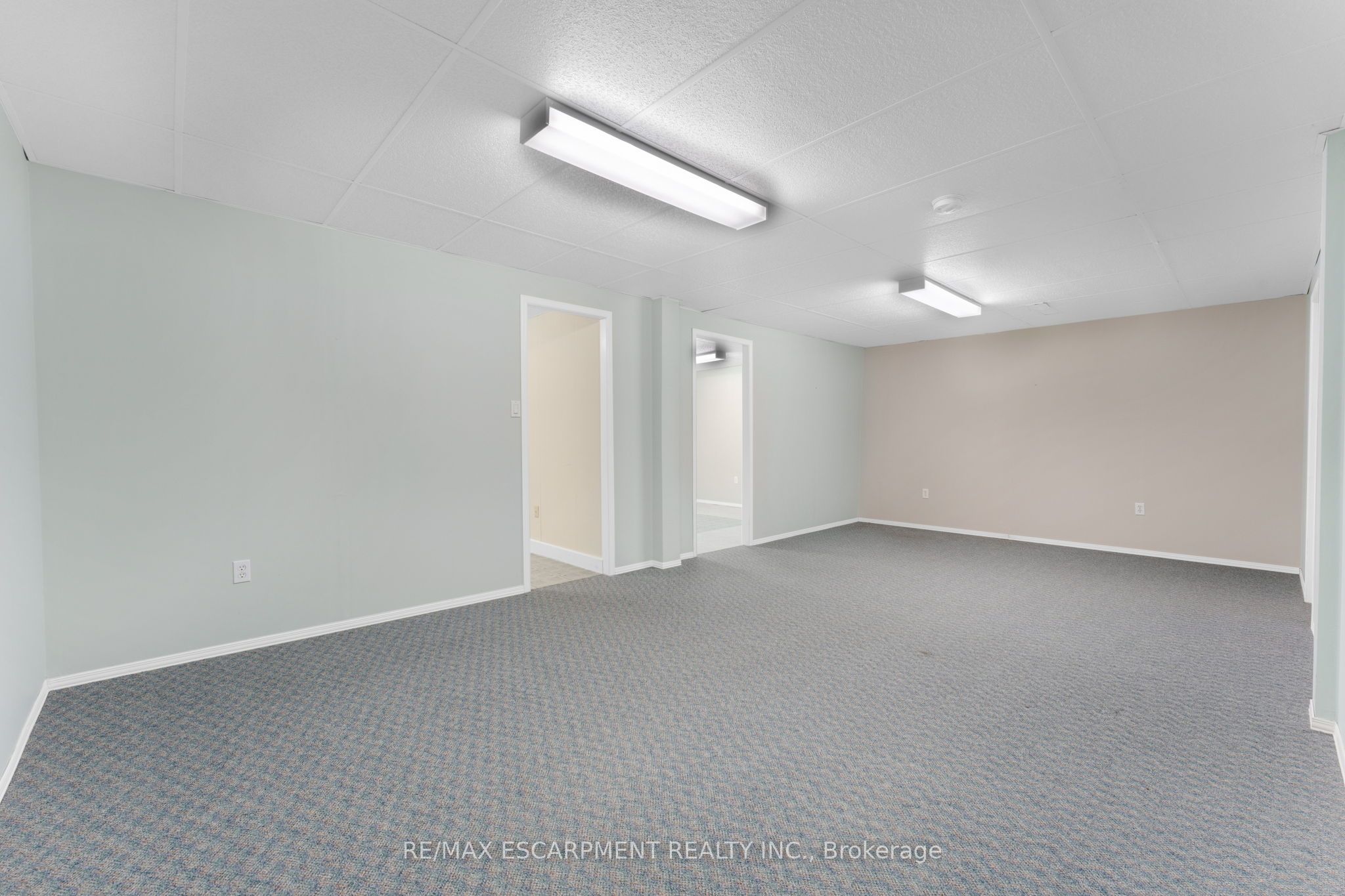 6 Village Drive Property Photo 27
