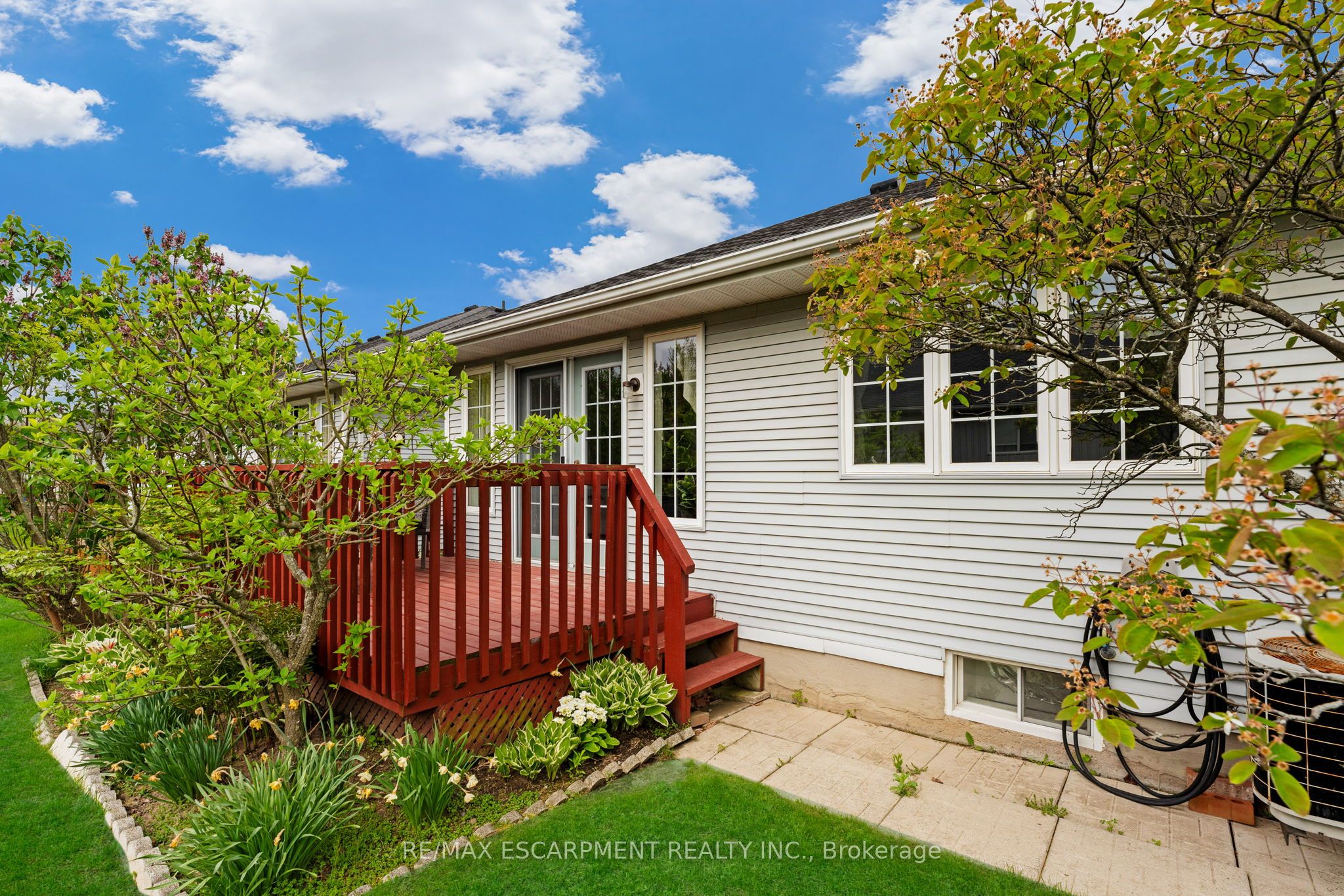 6 Village Drive Property Photo 33
