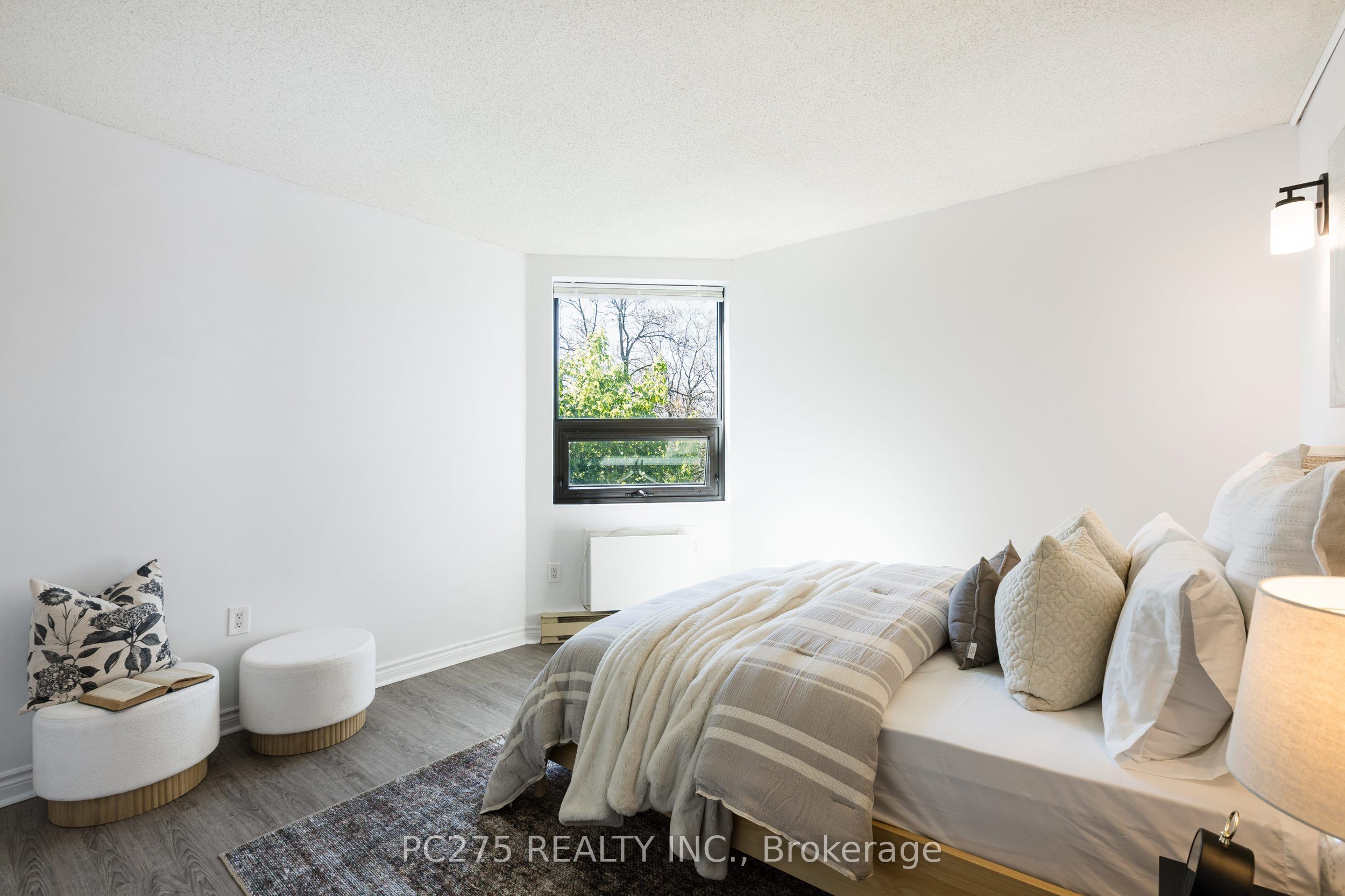 549 Ridout Street N 407 Property Photo 23