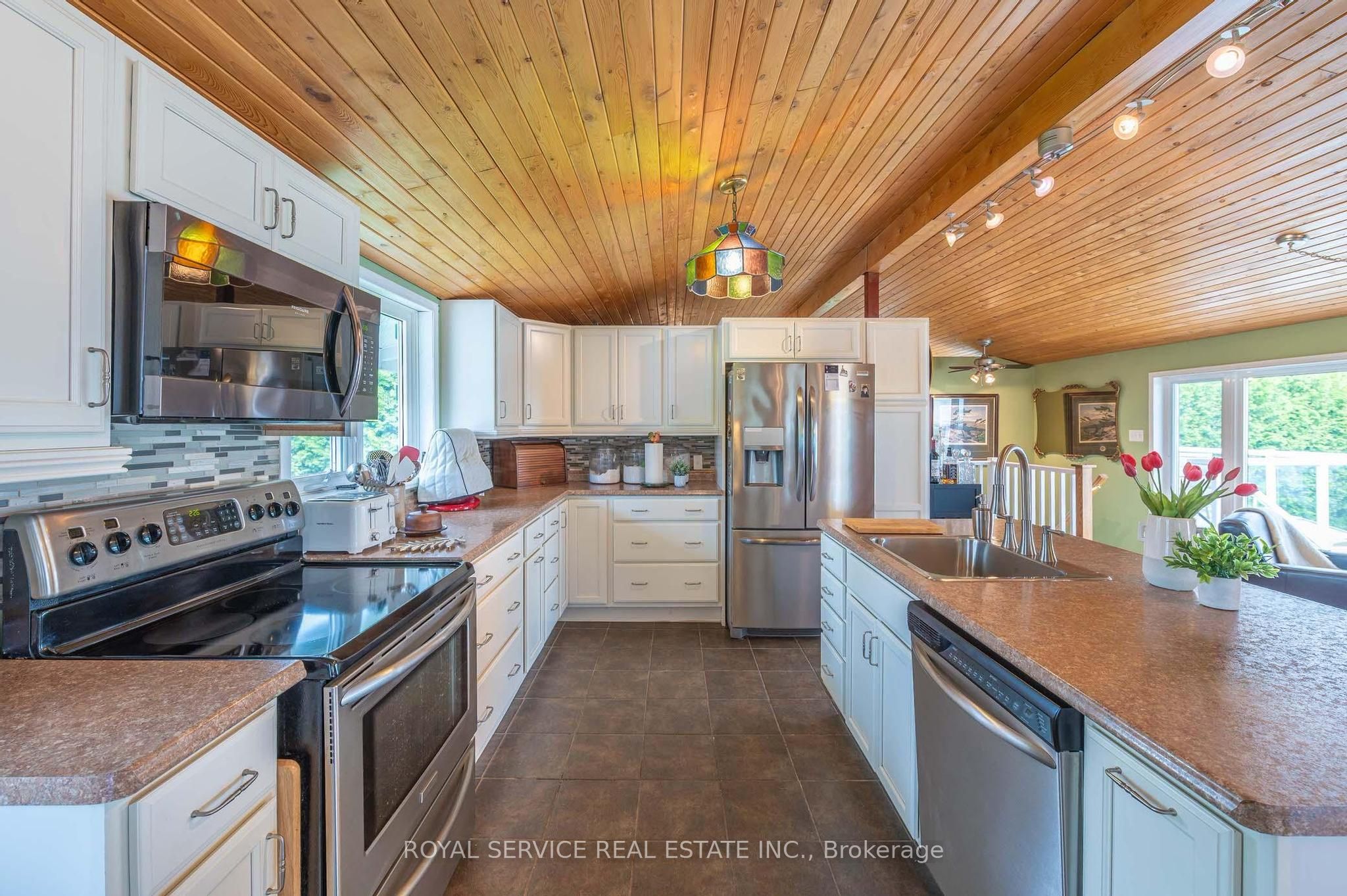 537 Foley Road Property Photo 14
