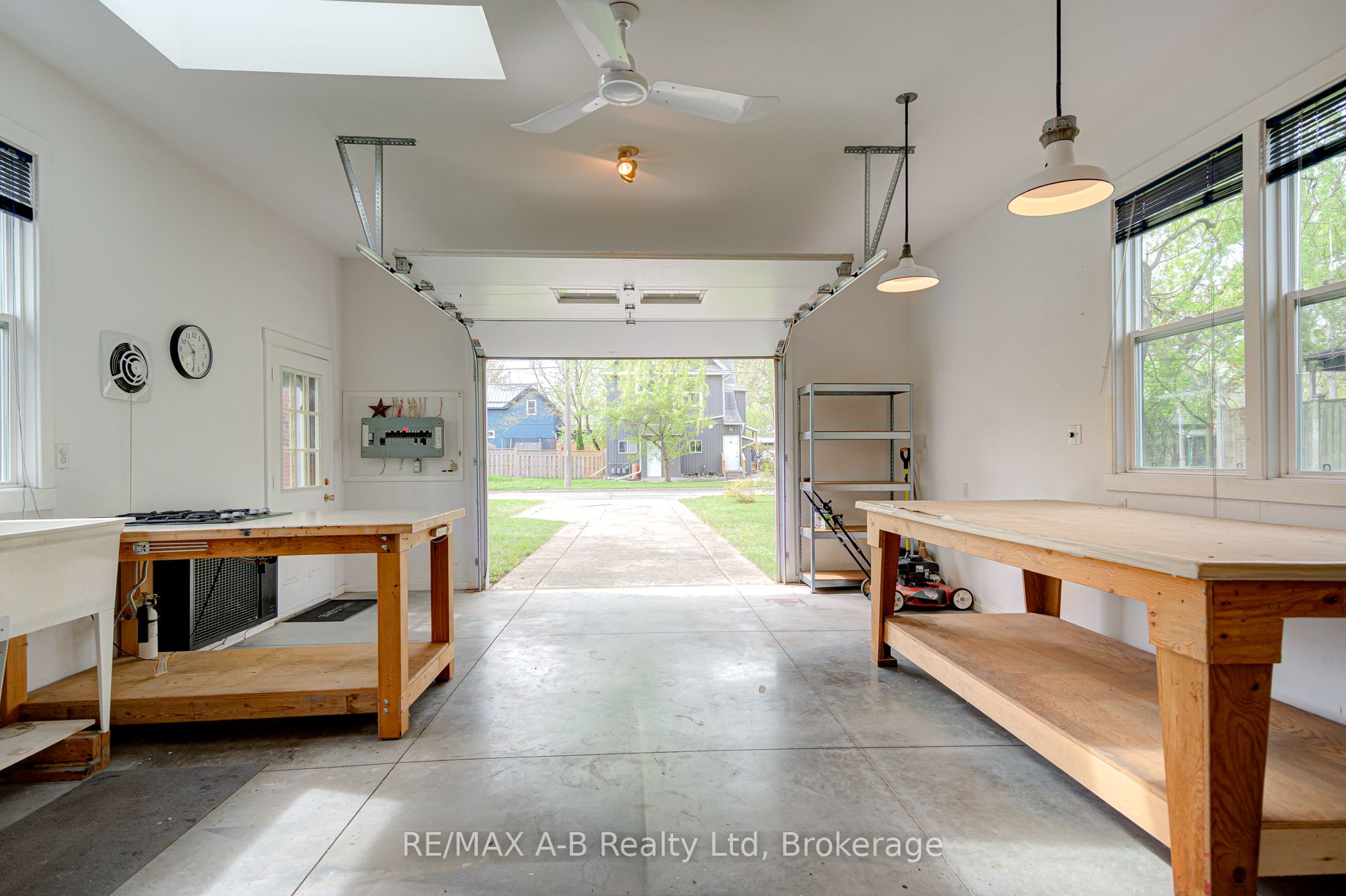 258 Douro Street Property Photo 10