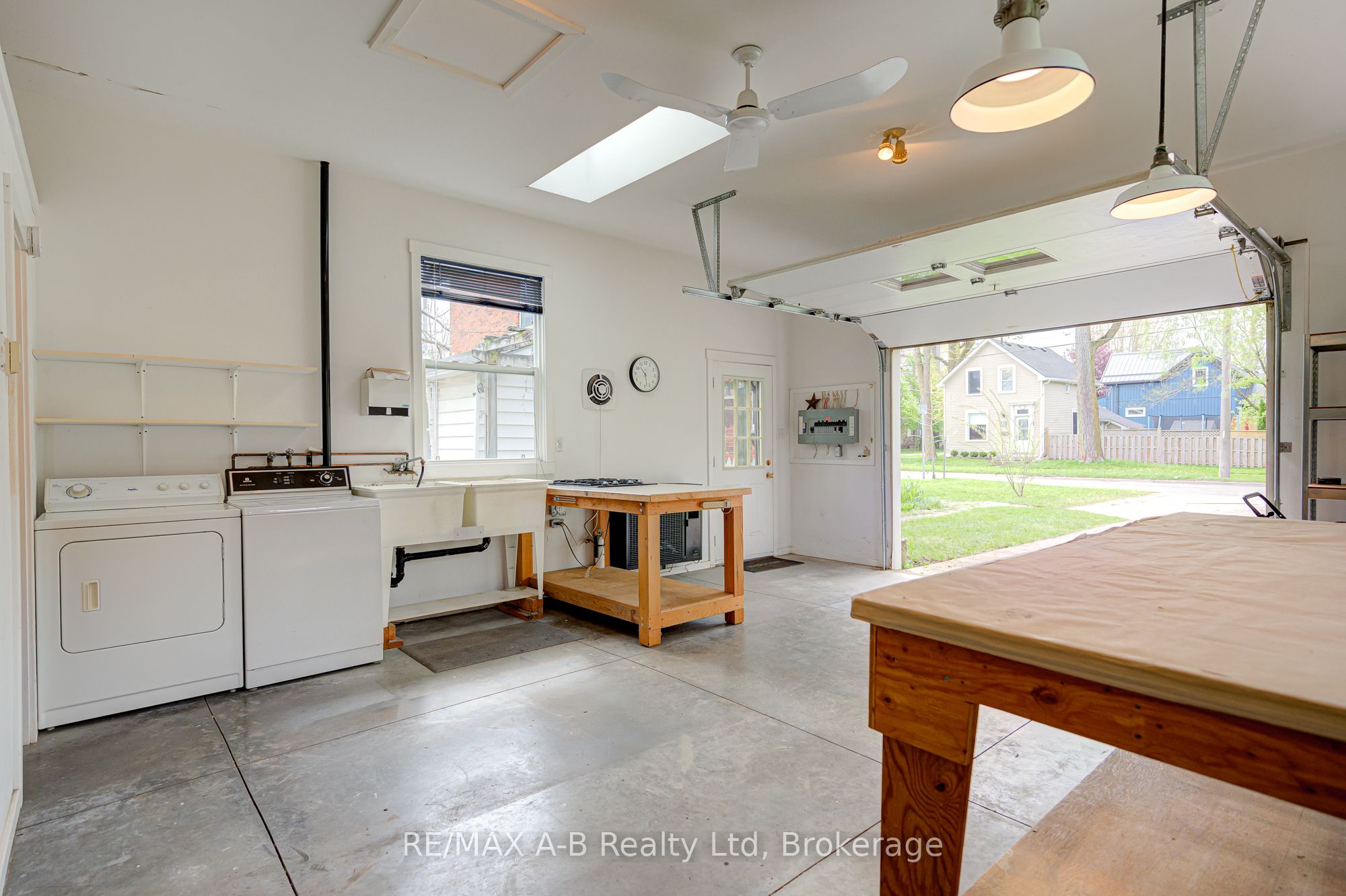 258 Douro Street Property Photo 11