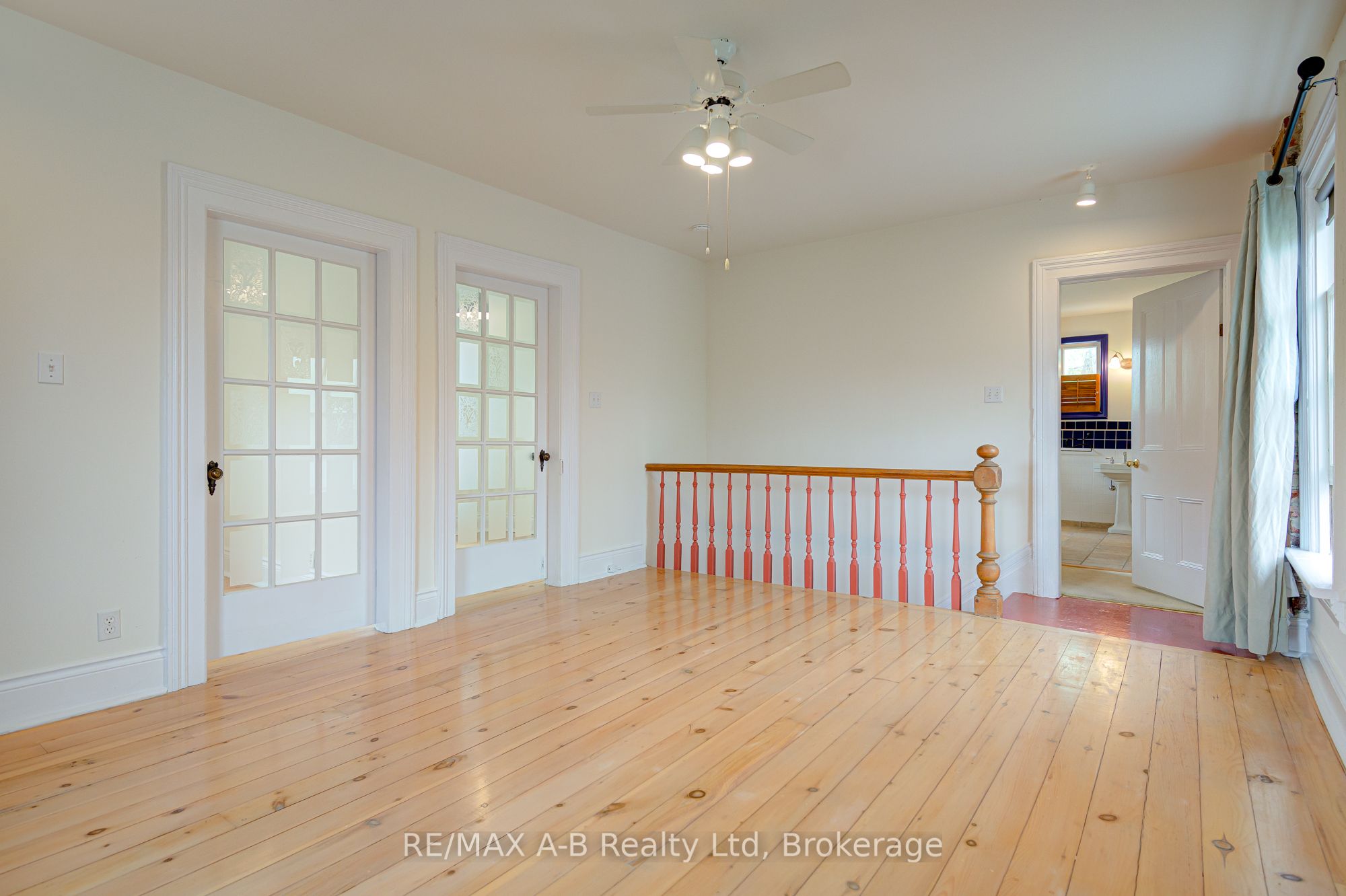 258 Douro Street Property Photo 32