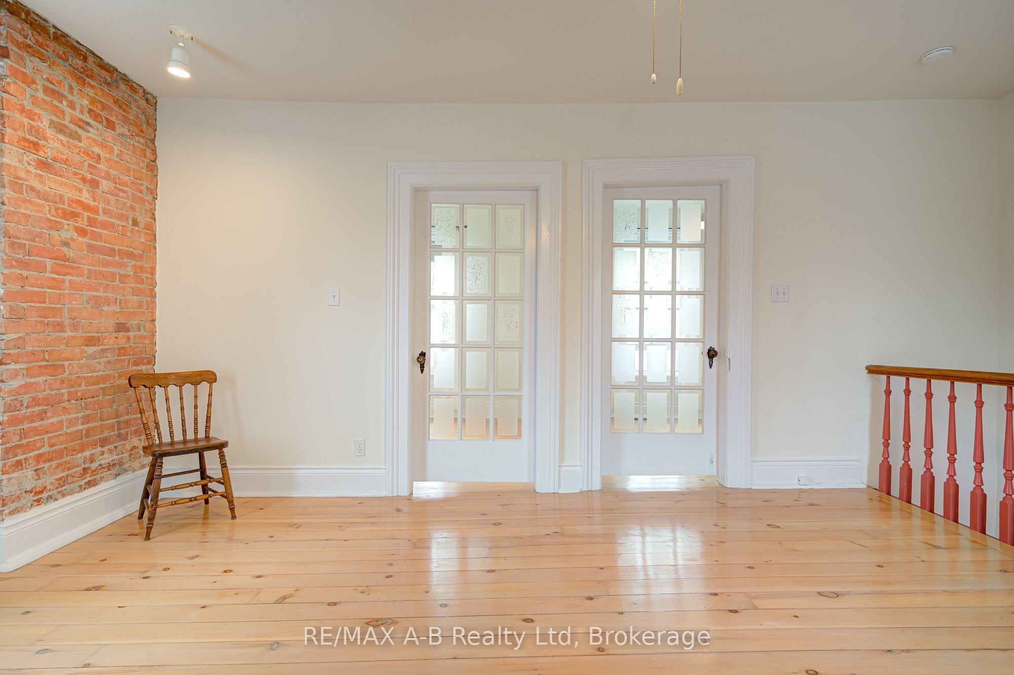 258 Douro Street Property Photo 36