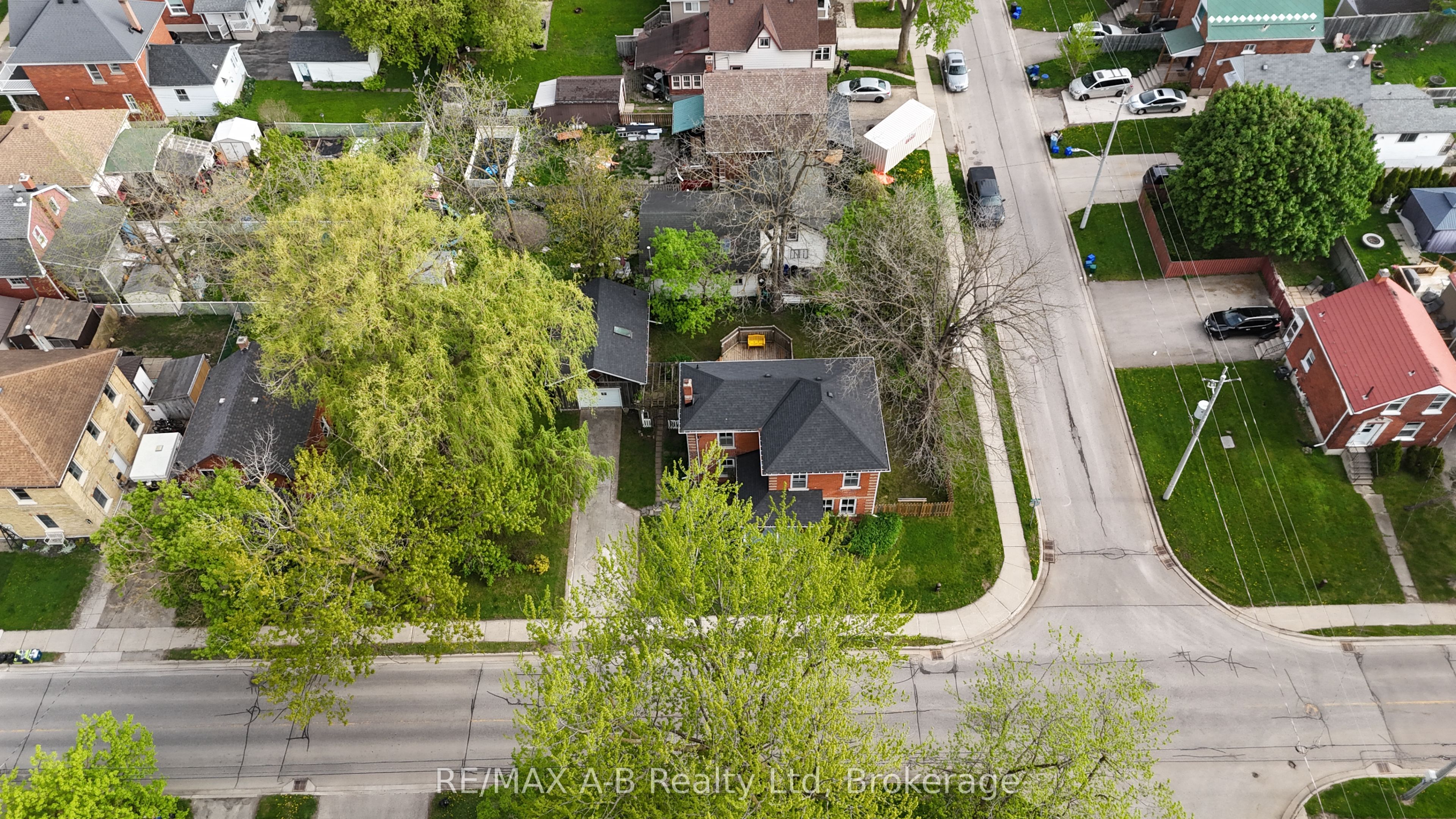 258 Douro Street Property Photo 45