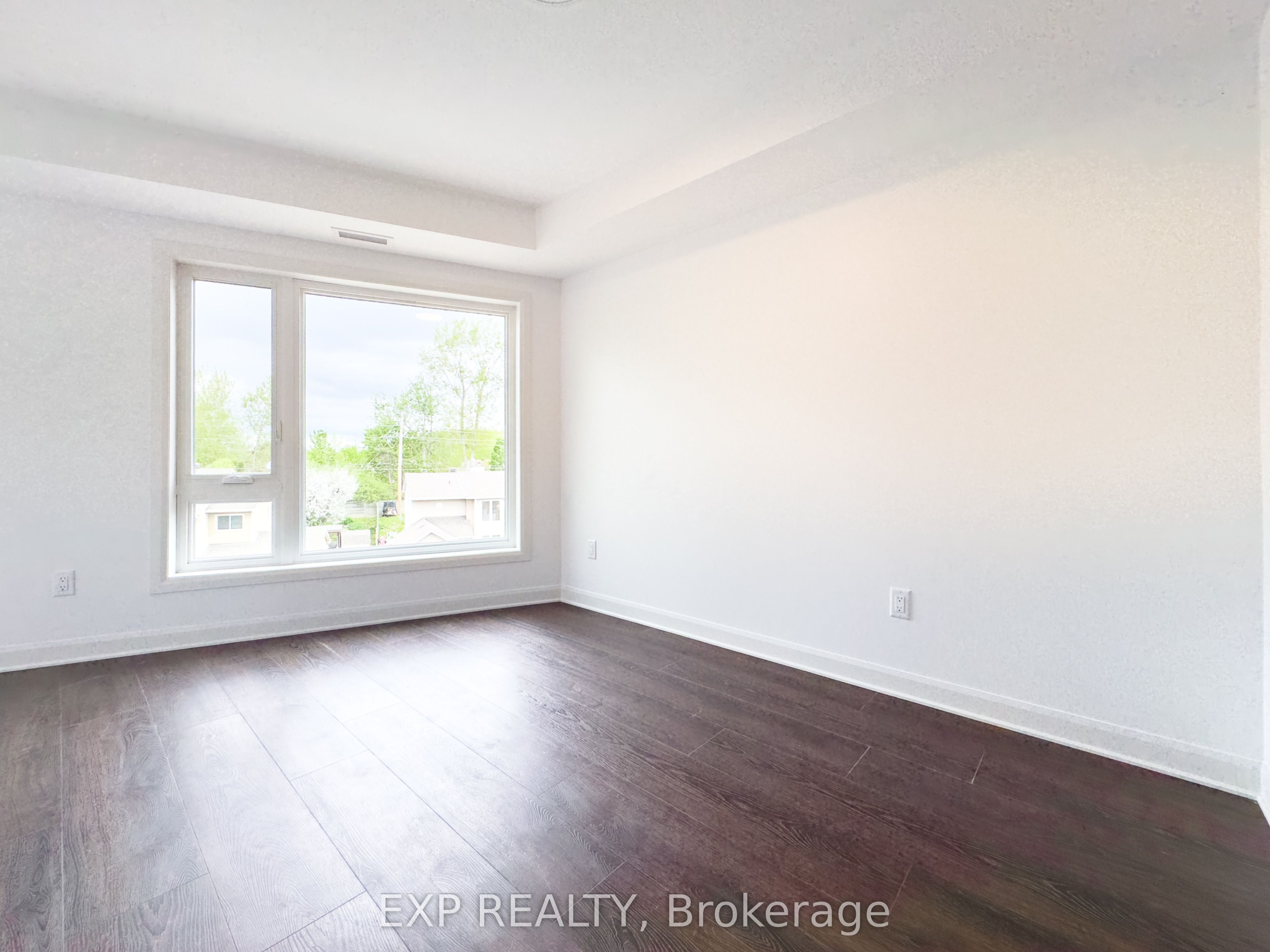 #a - 25 Fair Oaks Crescent Property Photo 11
