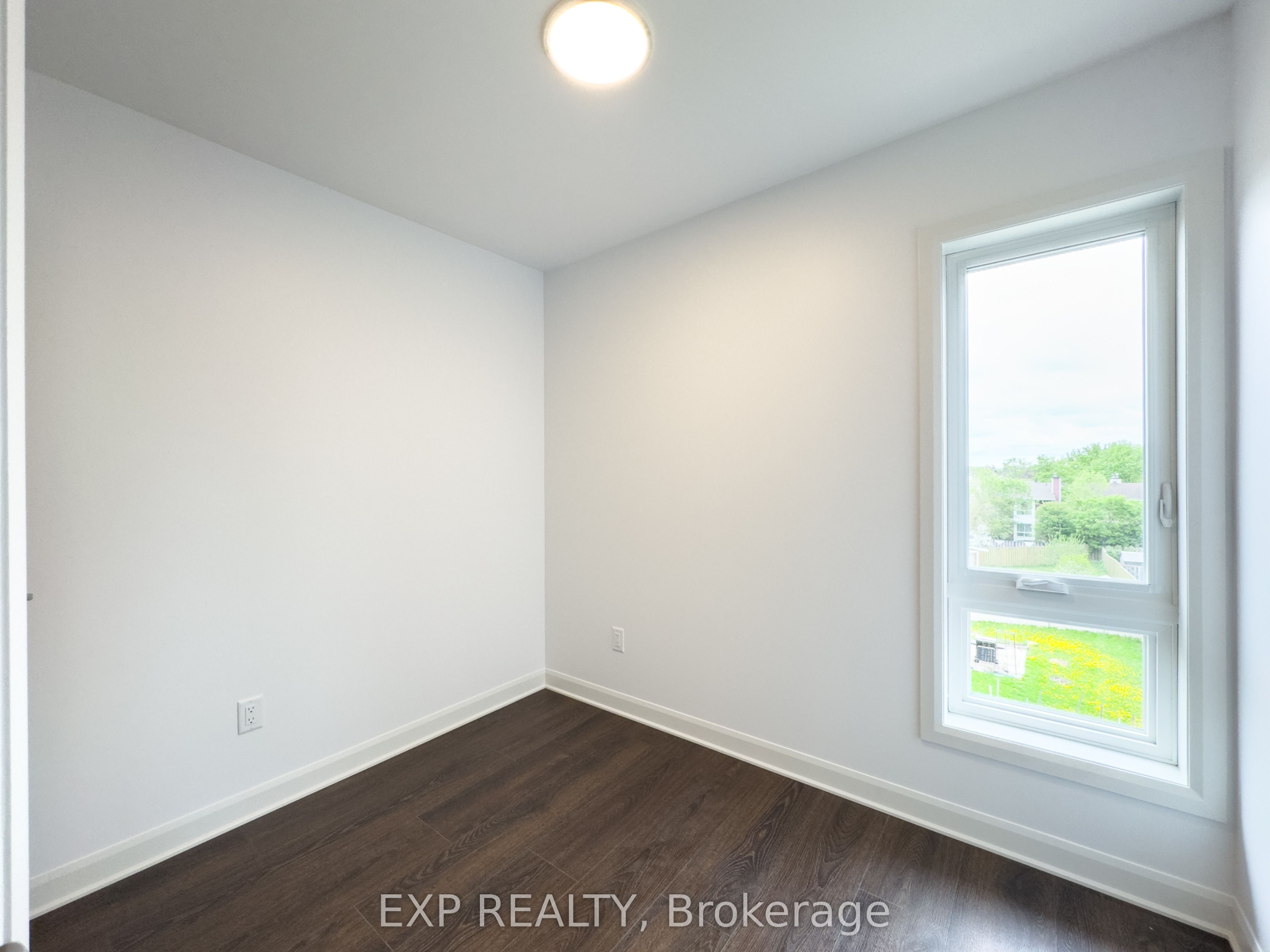#a - 25 Fair Oaks Crescent Property Photo 16