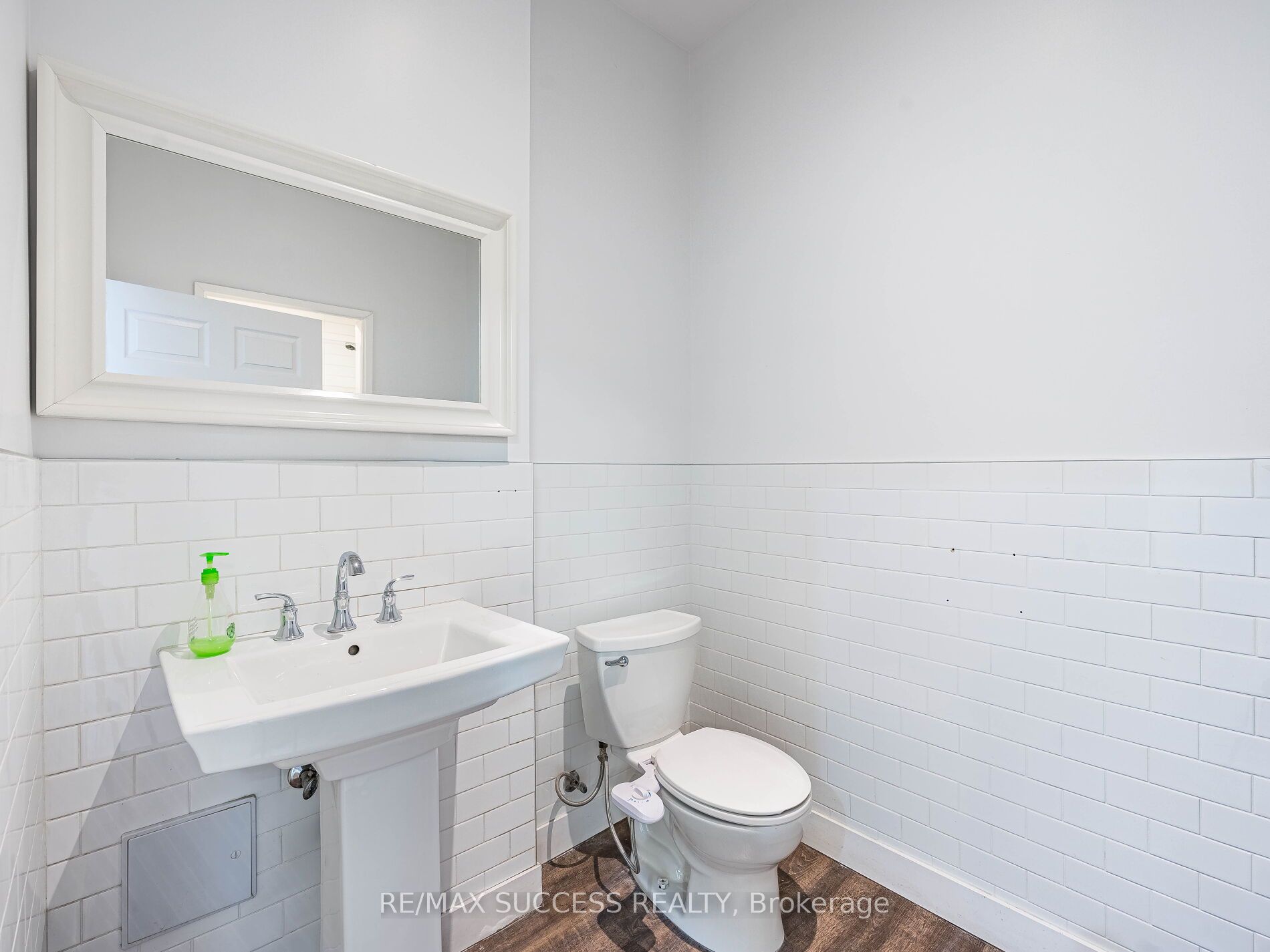 299 Ottawa Street Property Photo 12