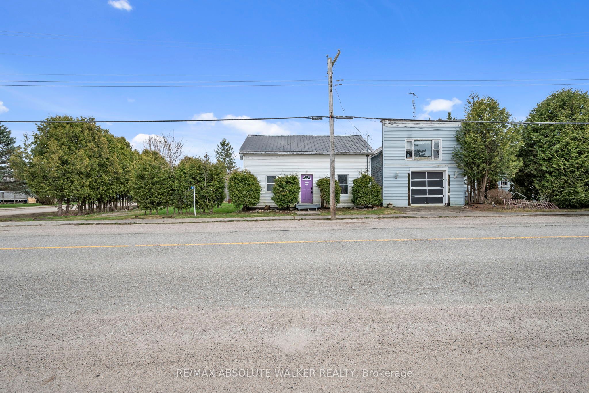 351 Kitley 8 Line Property Photo