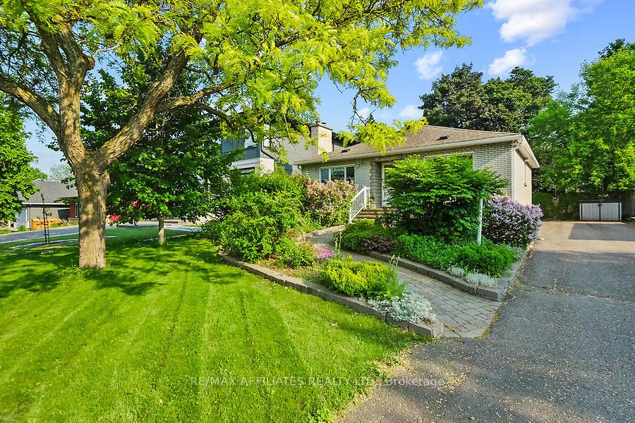 312 Mountbatten Avenue