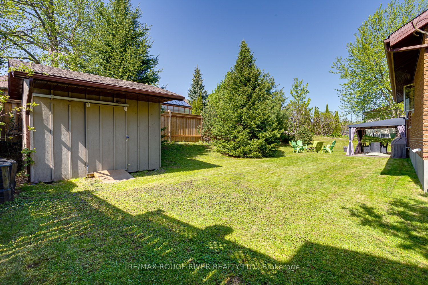 10 Lakeview Heights Property Photo 10
