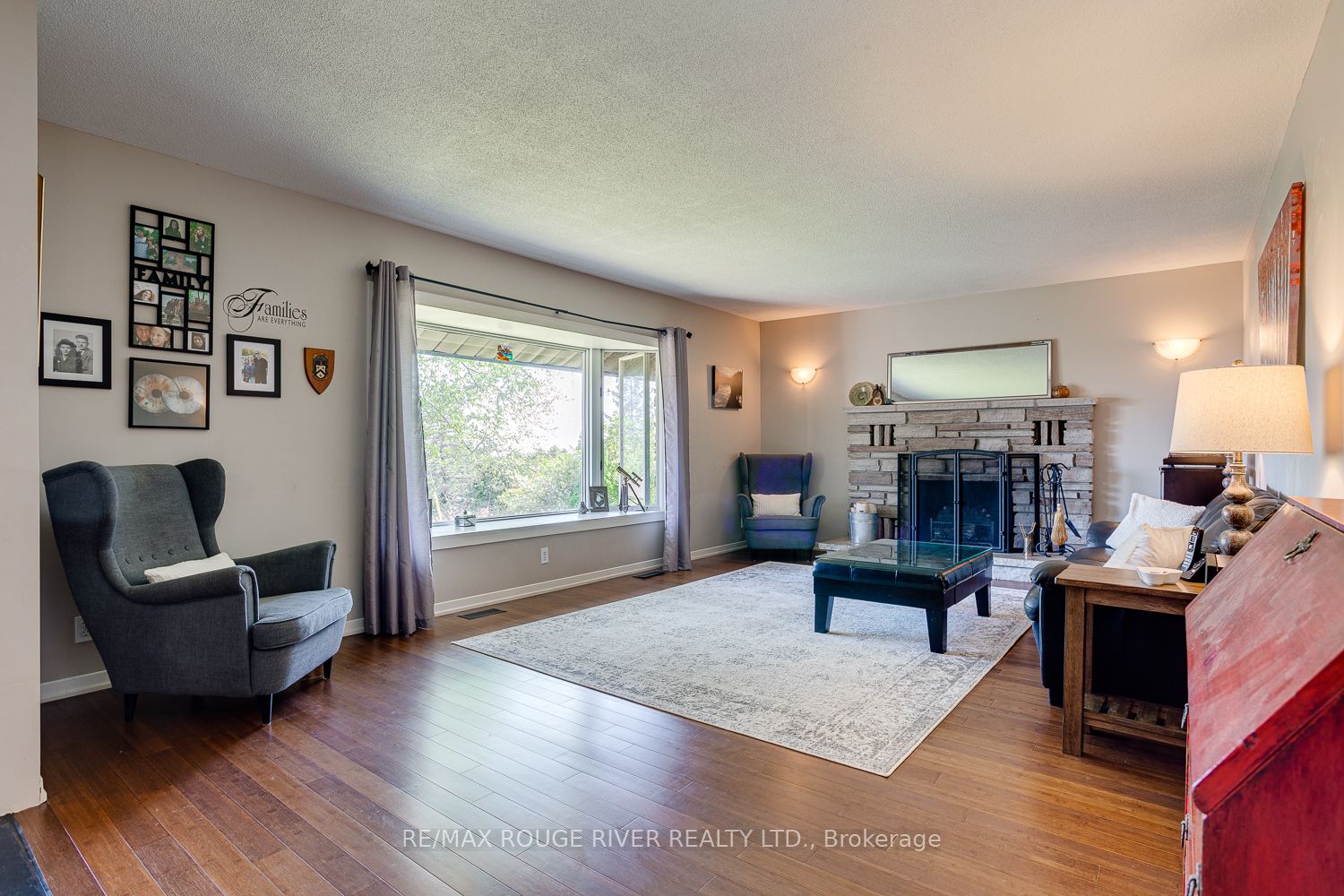 10 Lakeview Heights Property Photo 27