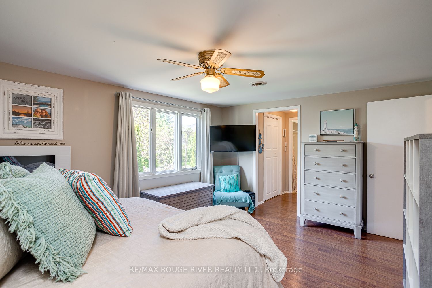10 Lakeview Heights Property Photo 35