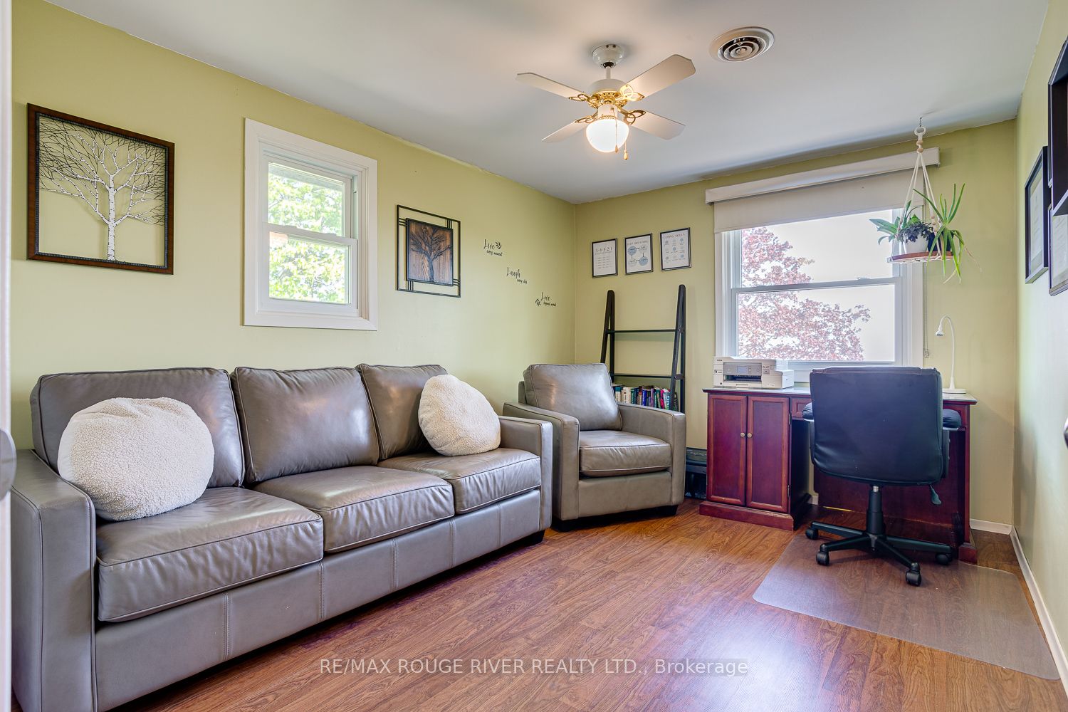 10 Lakeview Heights Property Photo 40
