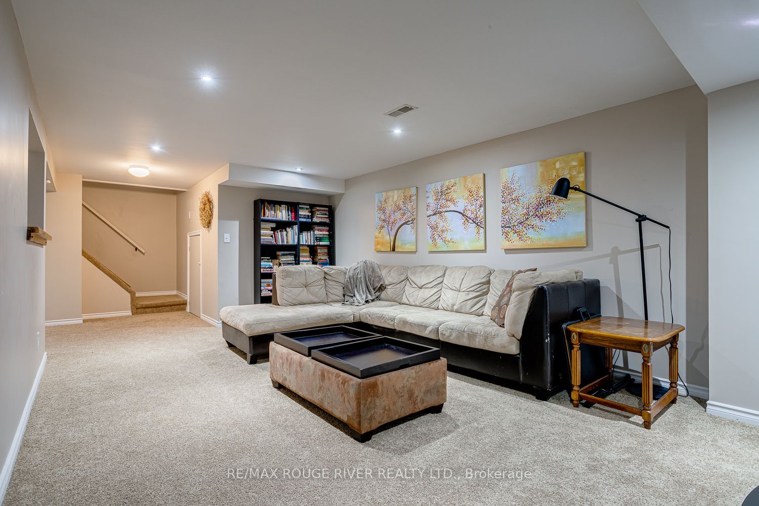10 Lakeview Heights Property Photo 43