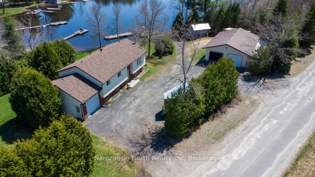 284 Turenne Rd Property Photo
