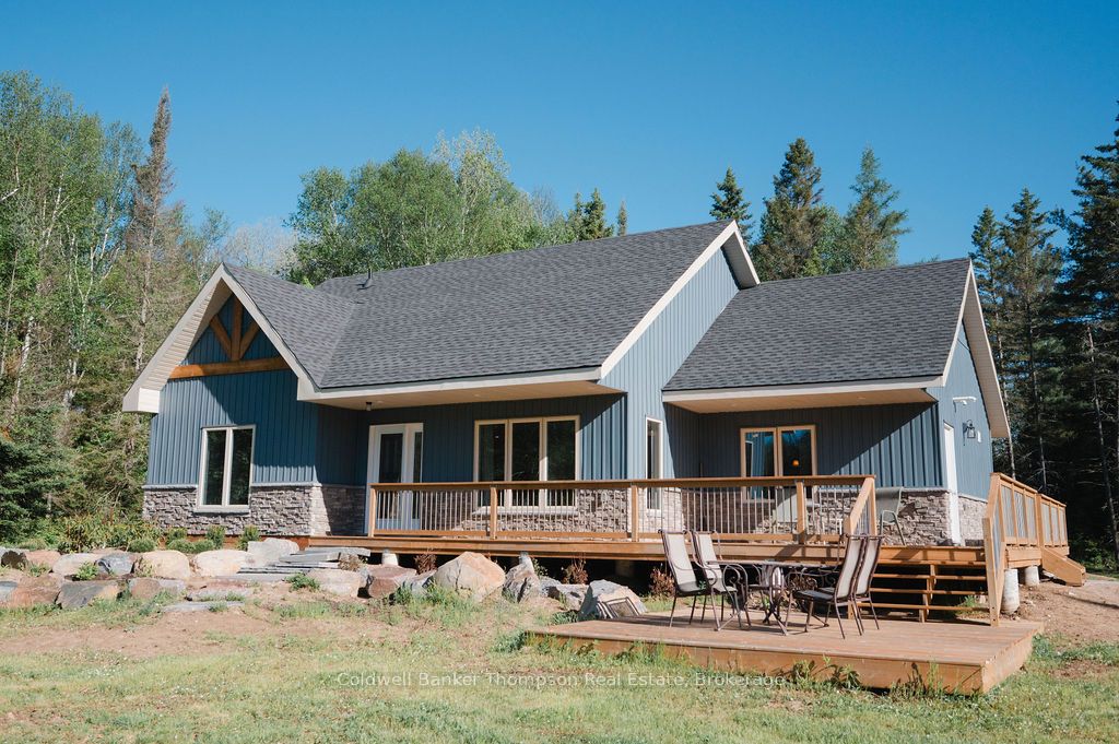 387 Brennan's Road Property Photo 1