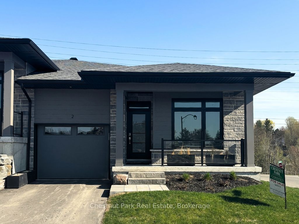 2 Spruce St Property Photo
