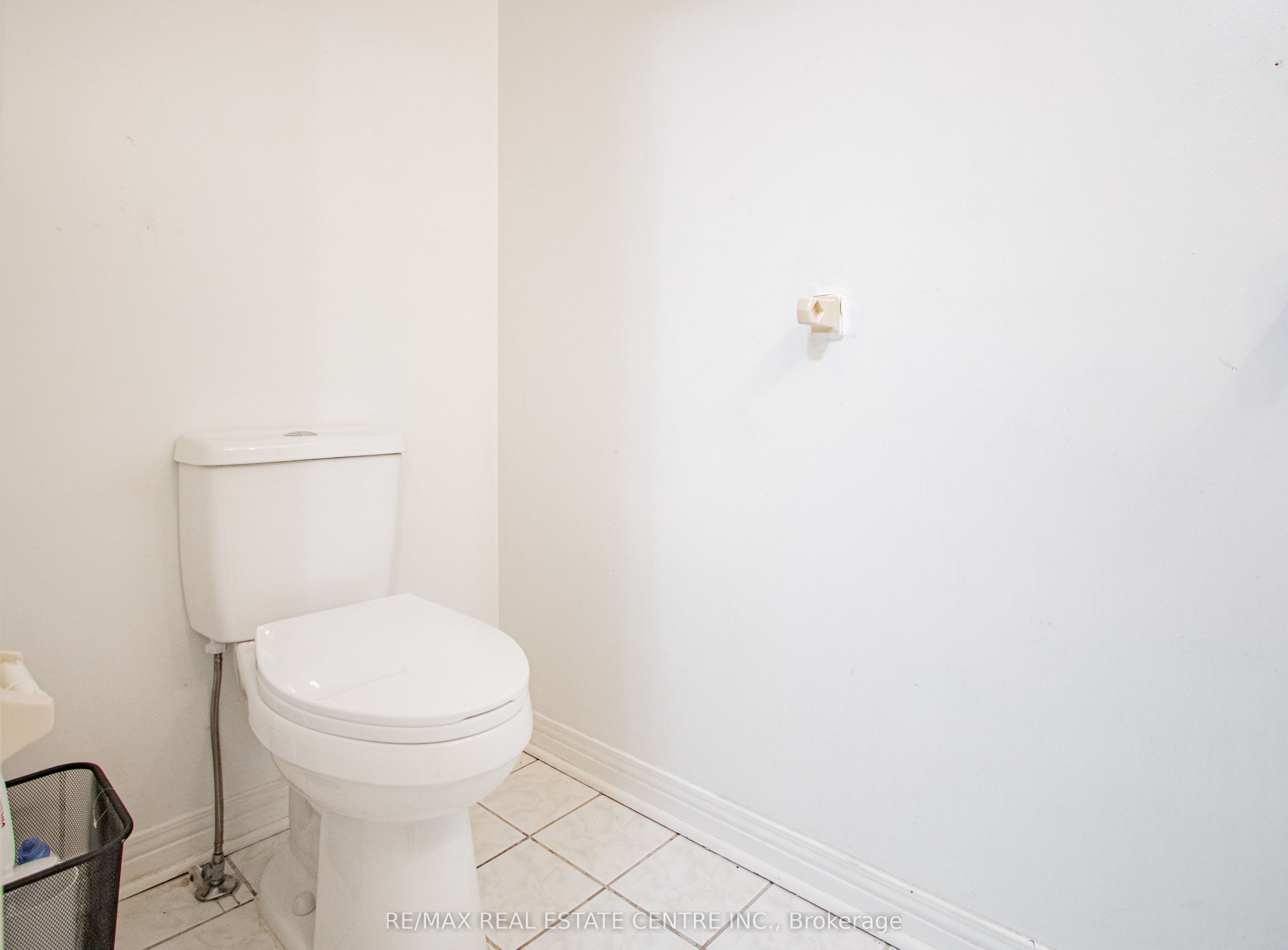 50 Ambleside Drive Property Photo 20