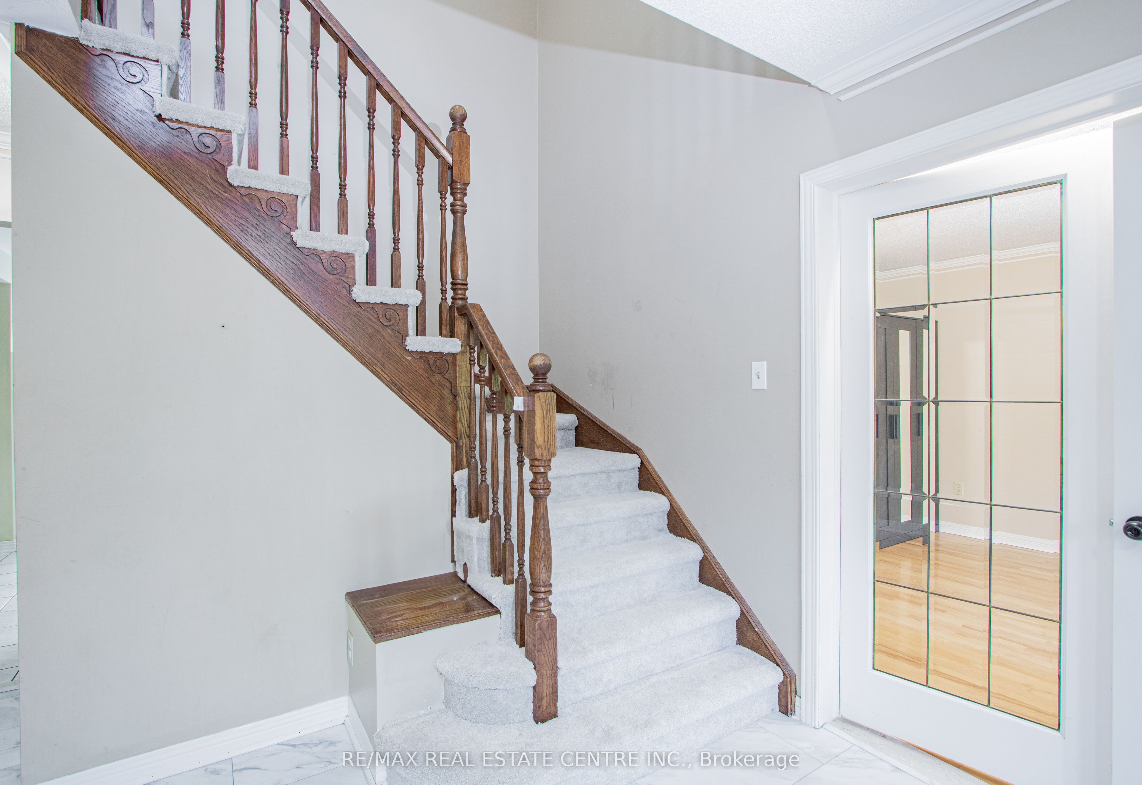 50 Ambleside Drive Property Photo 22
