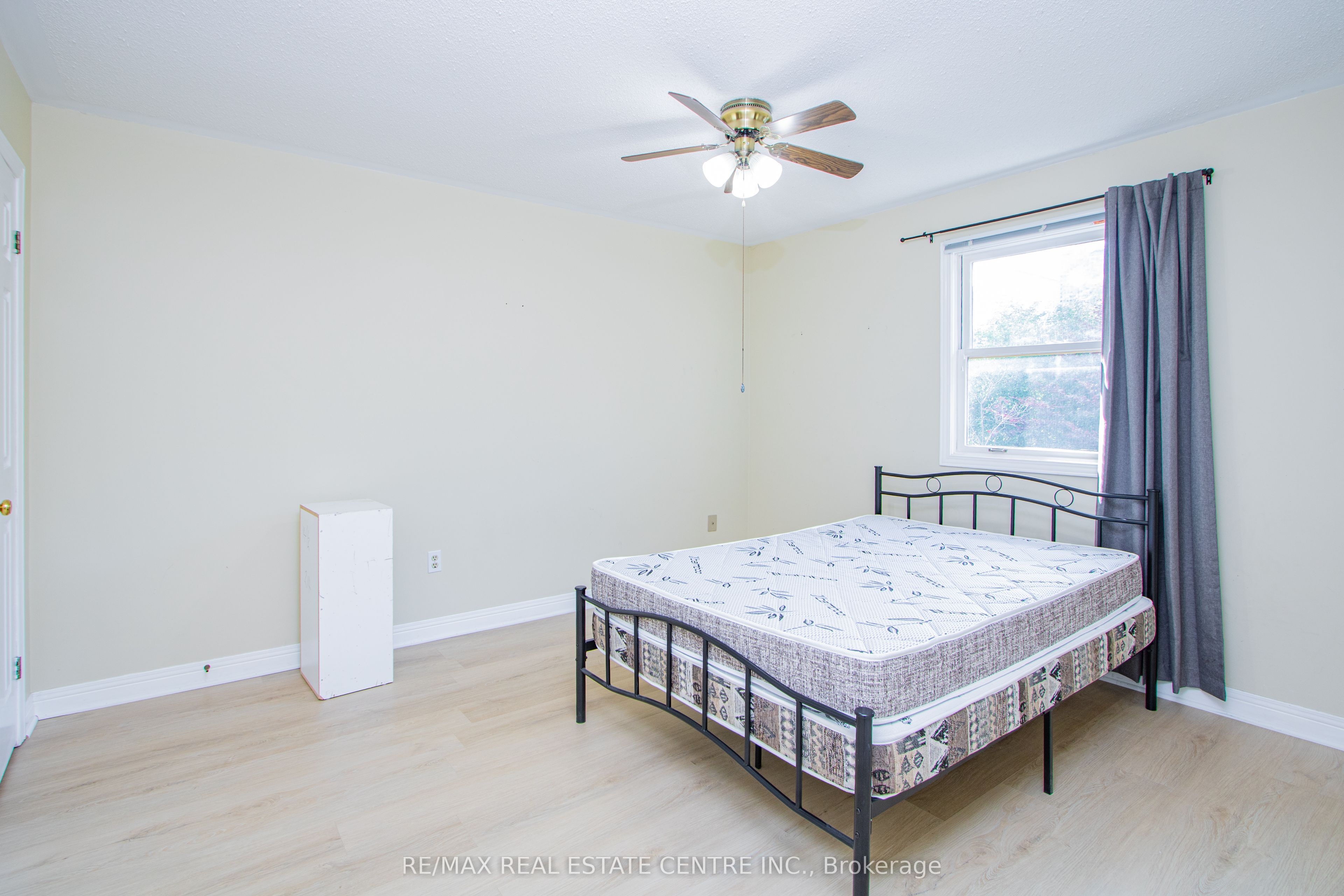 50 Ambleside Drive Property Photo 26
