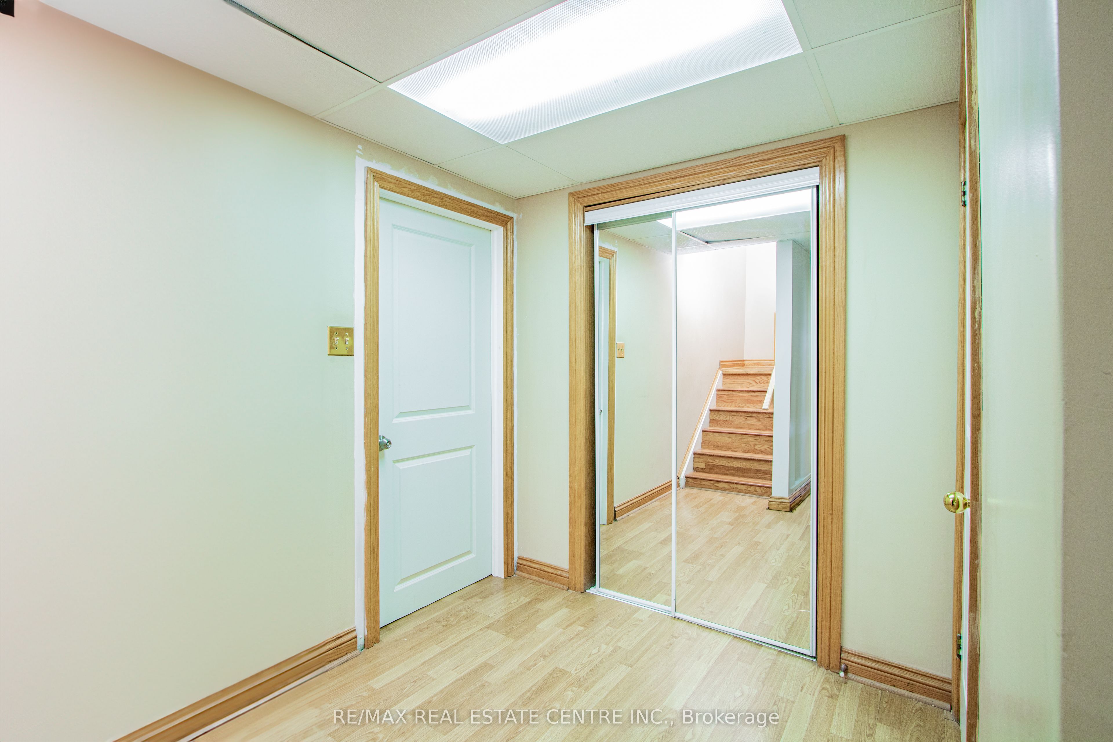 50 Ambleside Drive Property Photo 36