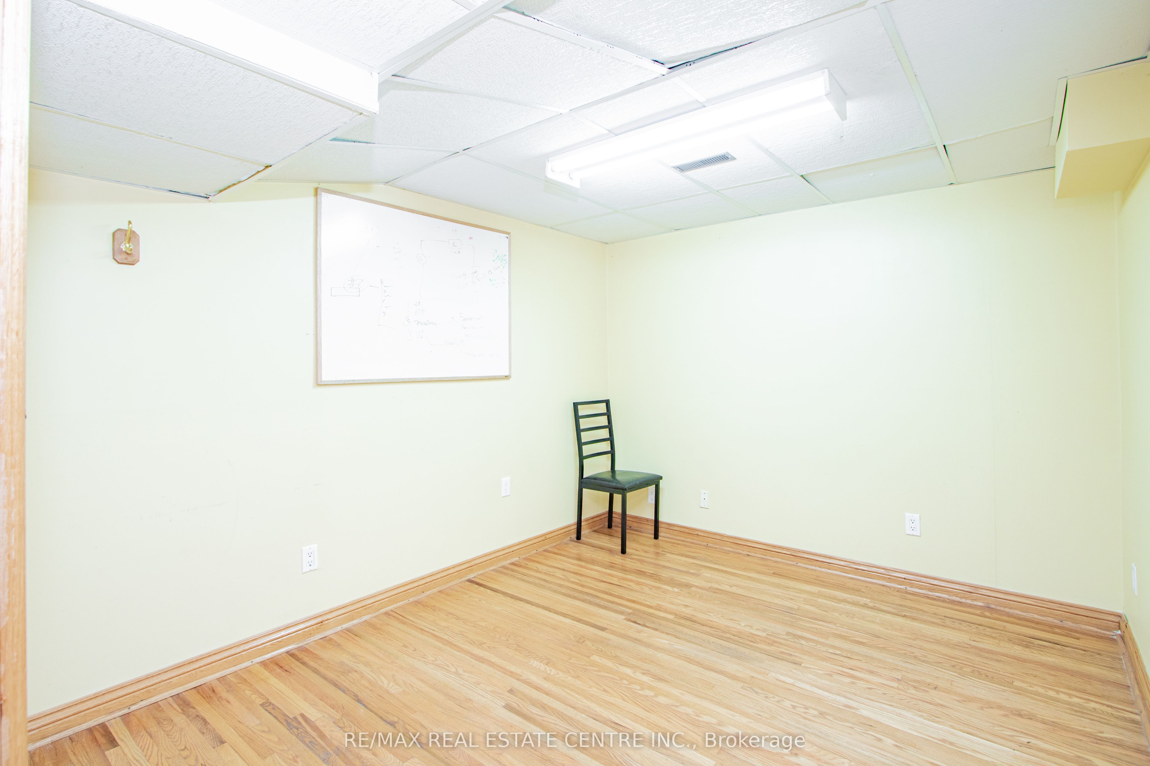 50 Ambleside Drive Property Photo 41
