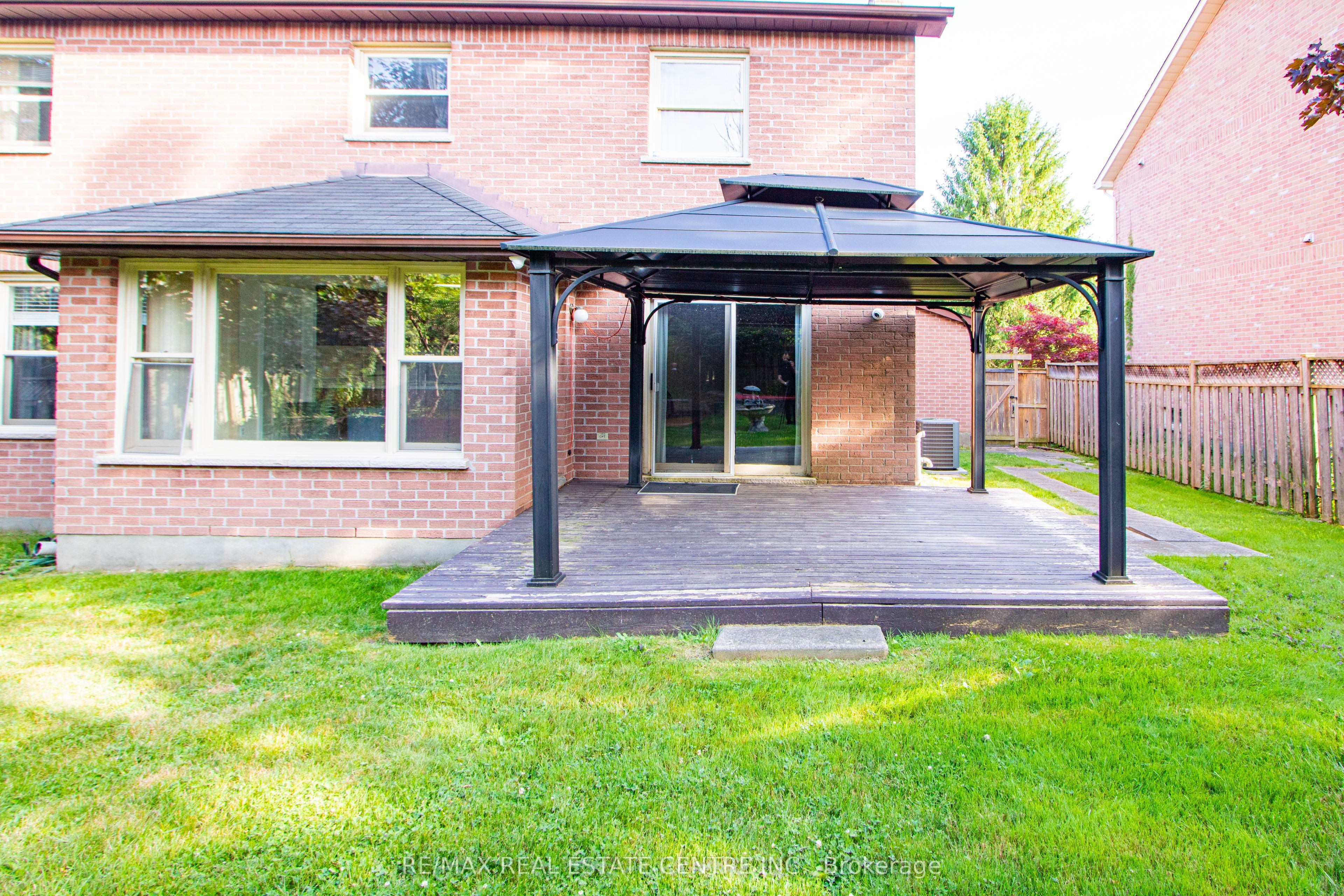 50 Ambleside Drive Property Photo 46