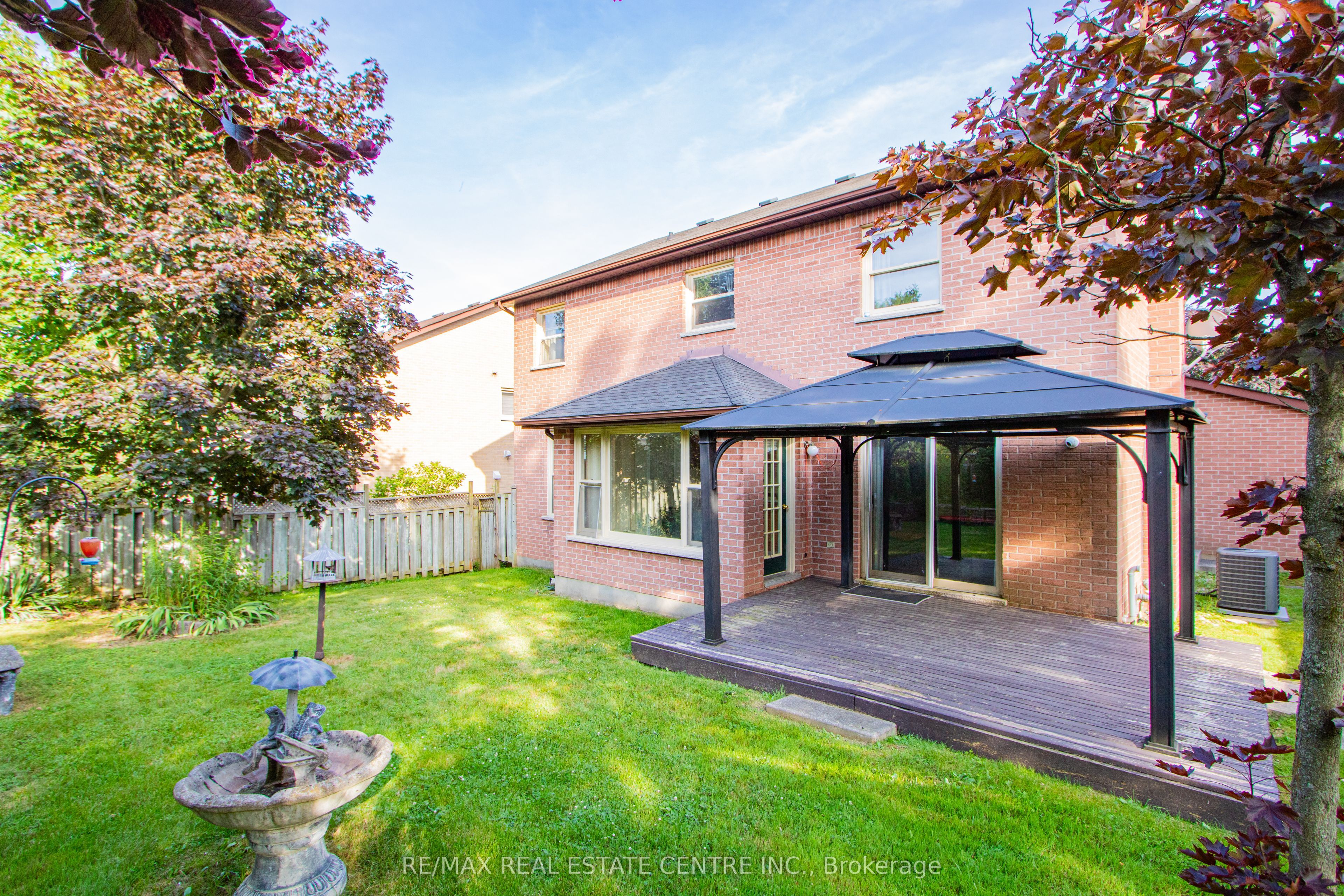 50 Ambleside Drive Property Photo 48