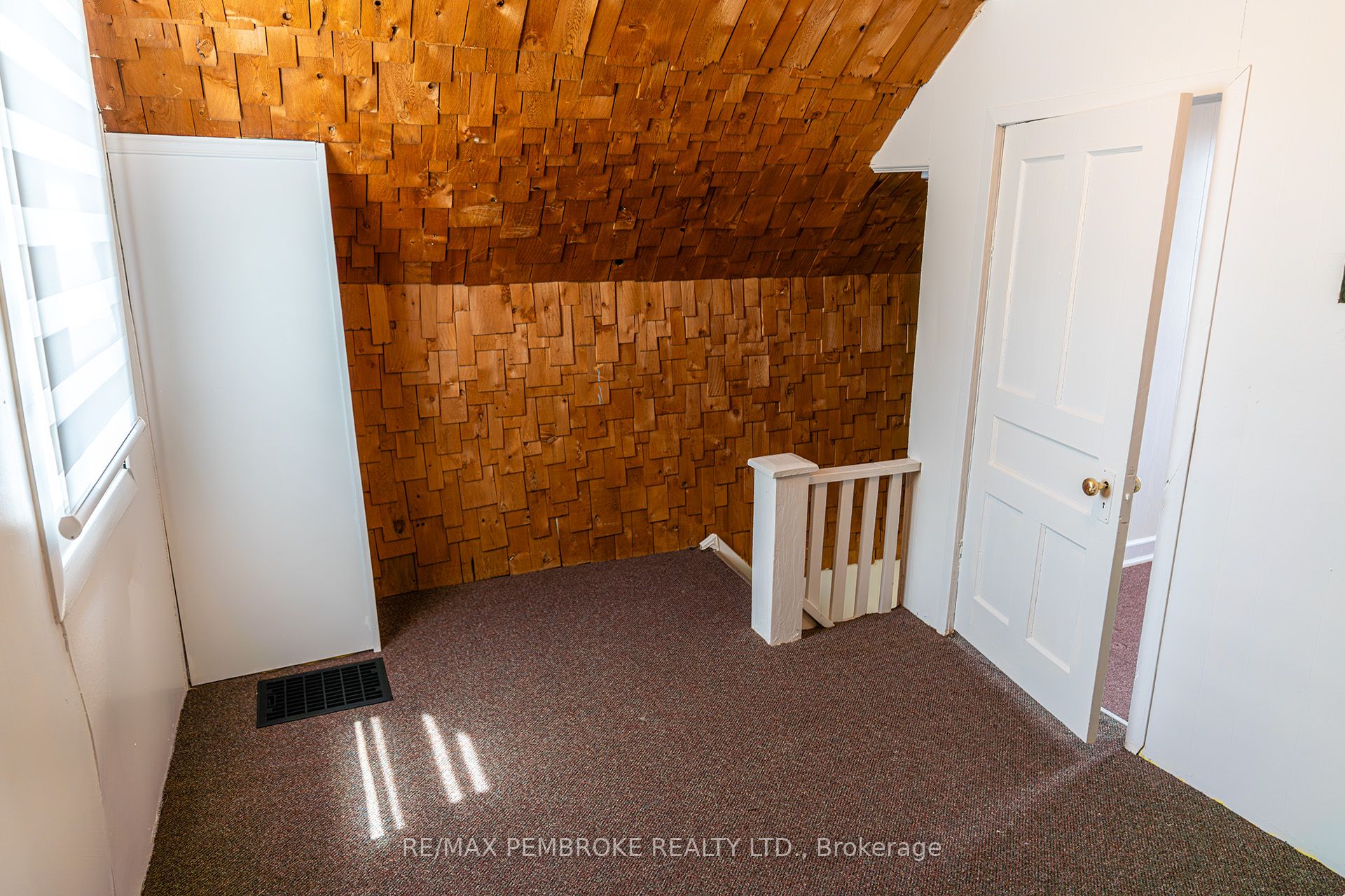 1110 Bronx Street Property Photo 16
