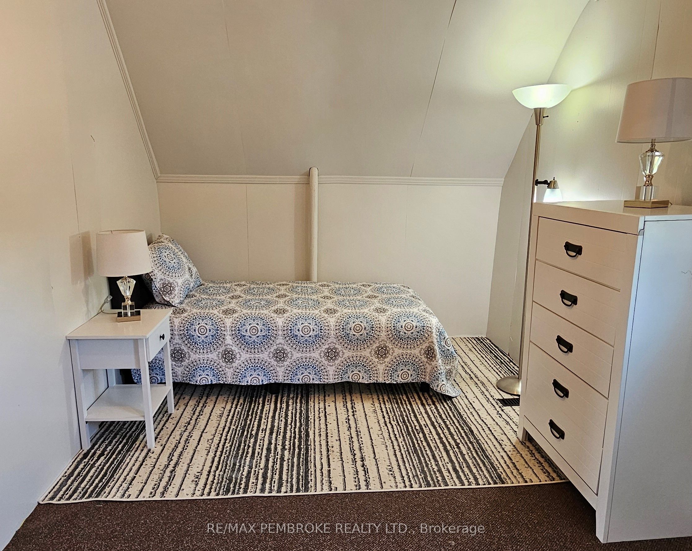 1110 Bronx Street Property Photo 17