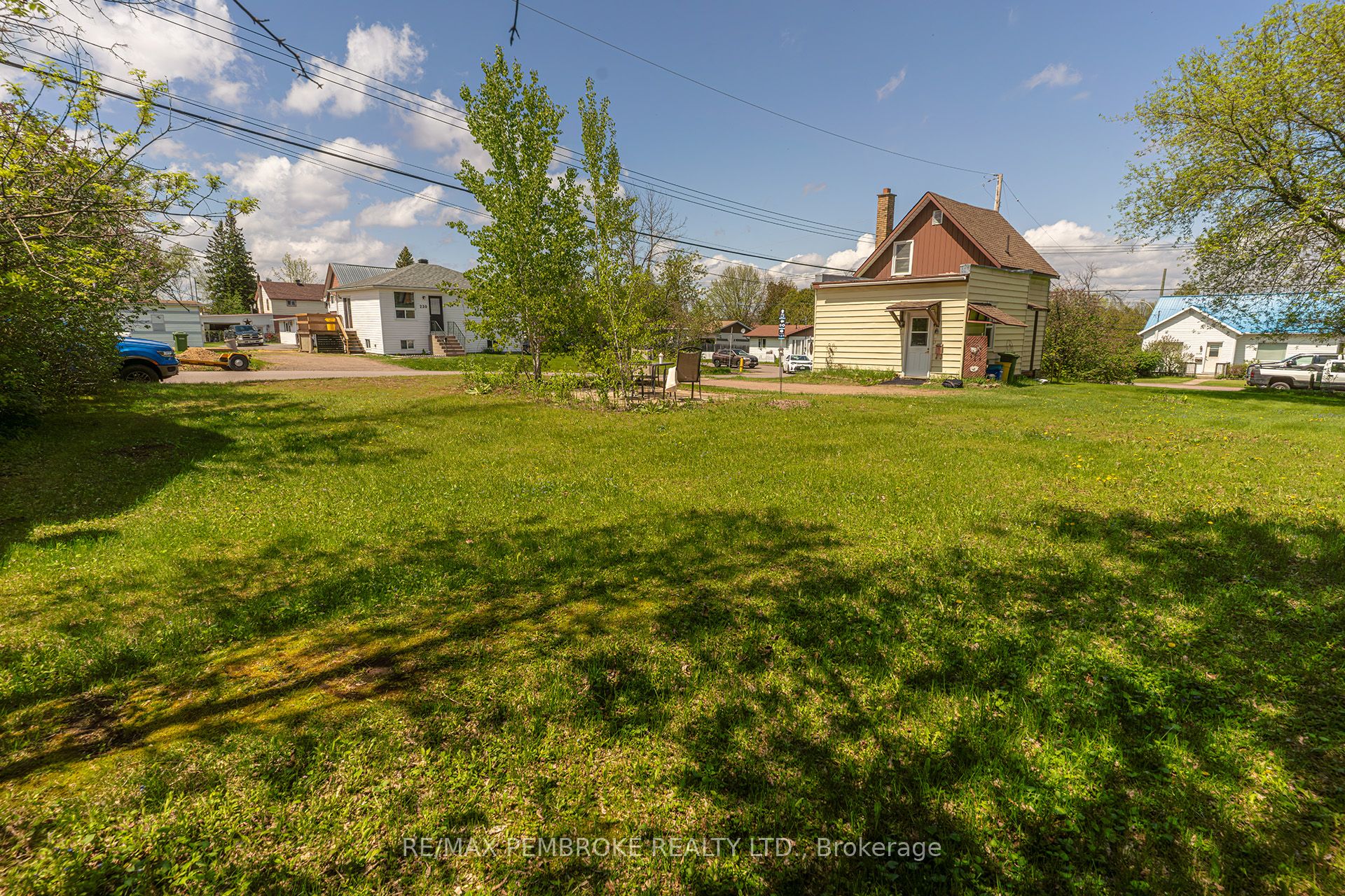 1110 Bronx Street Property Photo 22