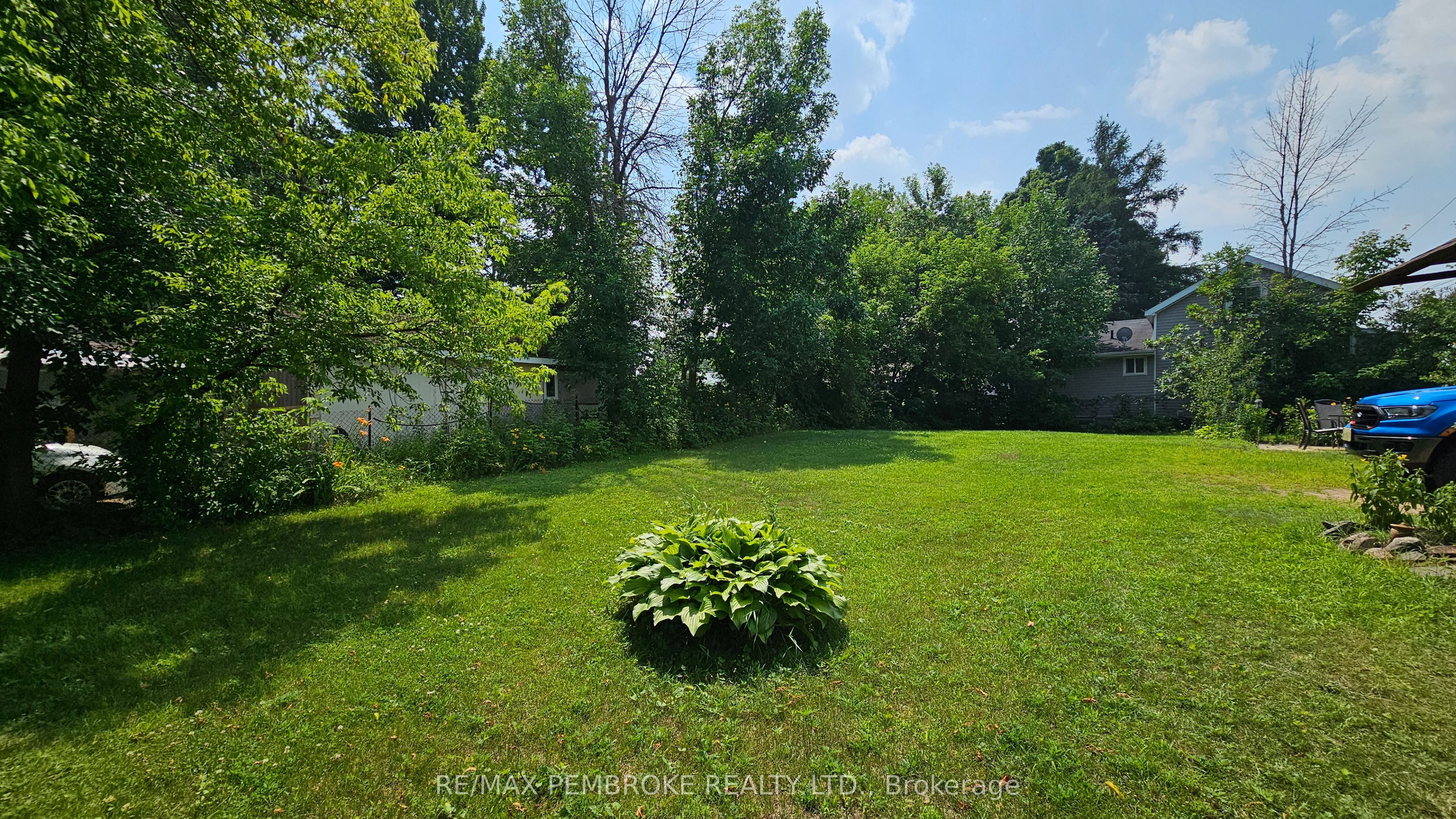 1110 Bronx Street Property Photo 38