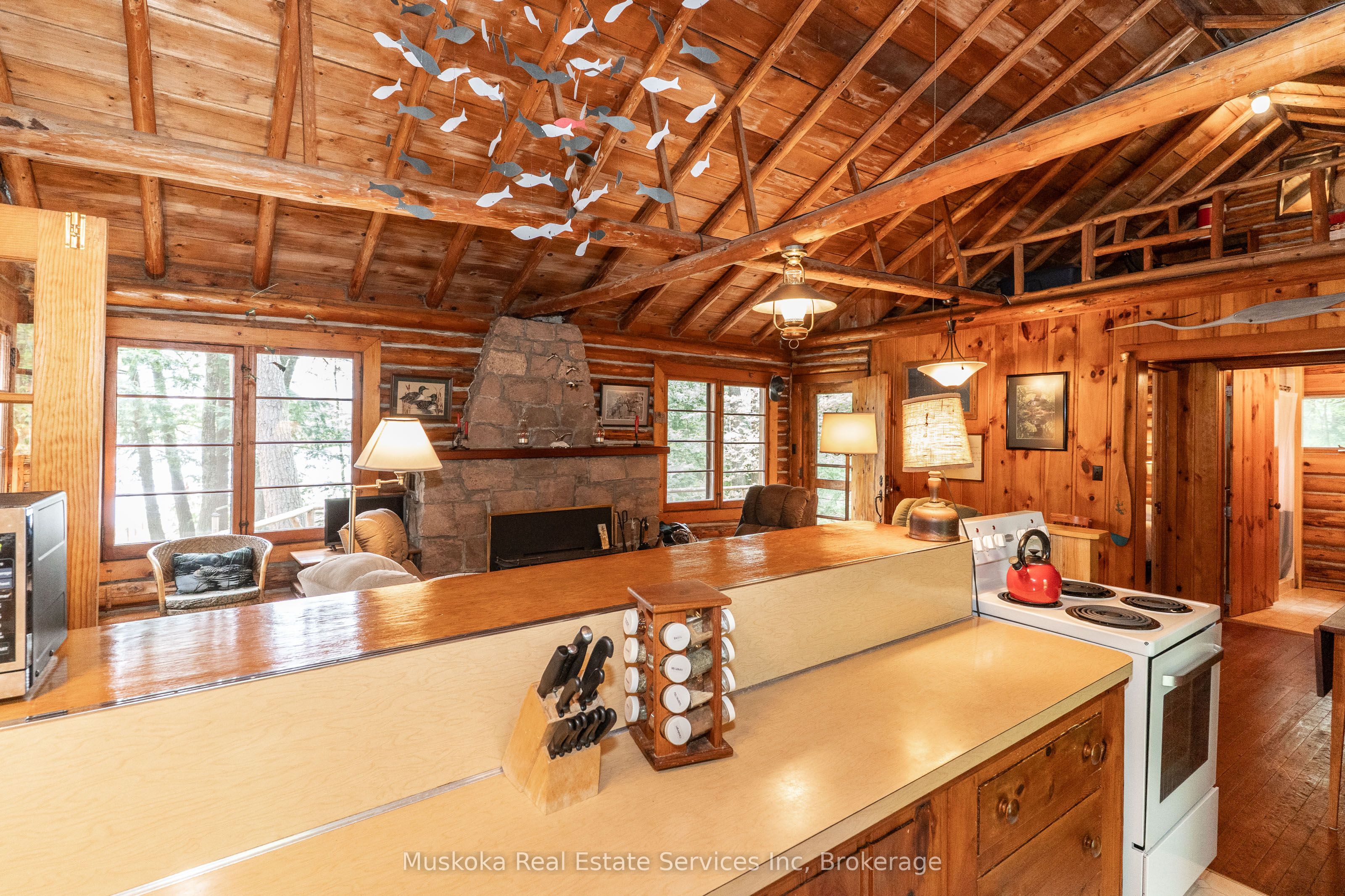 620 Kahshe Lake N/a Property Photo 13