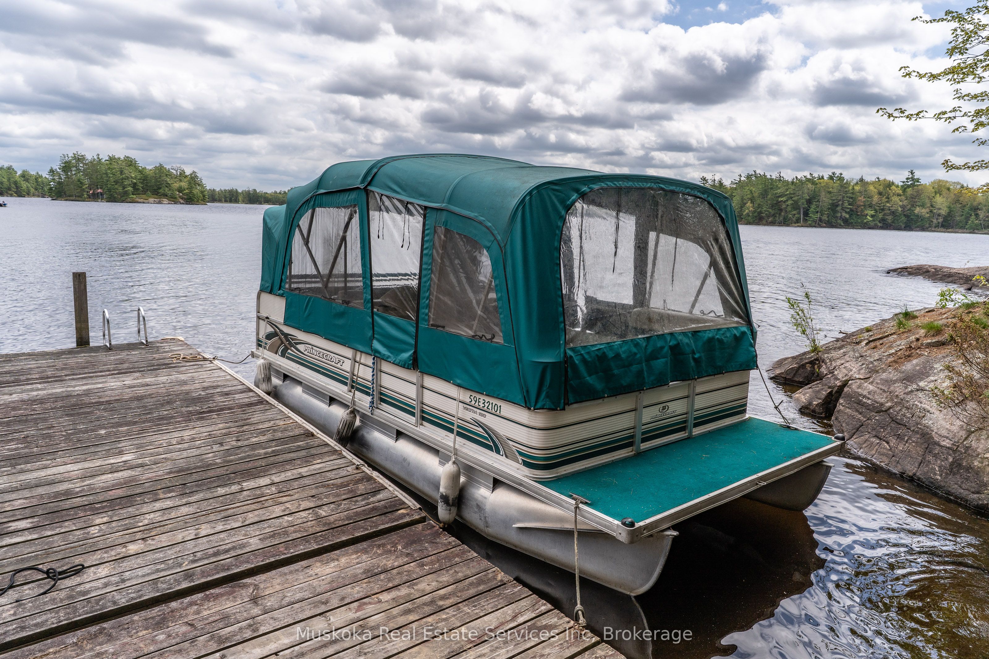 620 Kahshe Lake N/a Property Photo 45