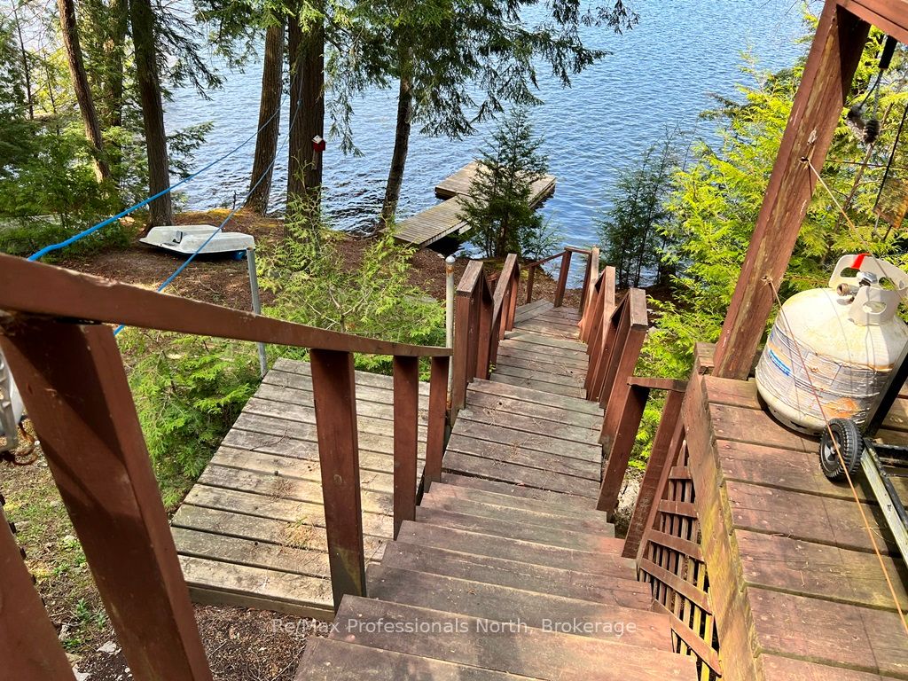1097 Corylus Lane Property Photo 12
