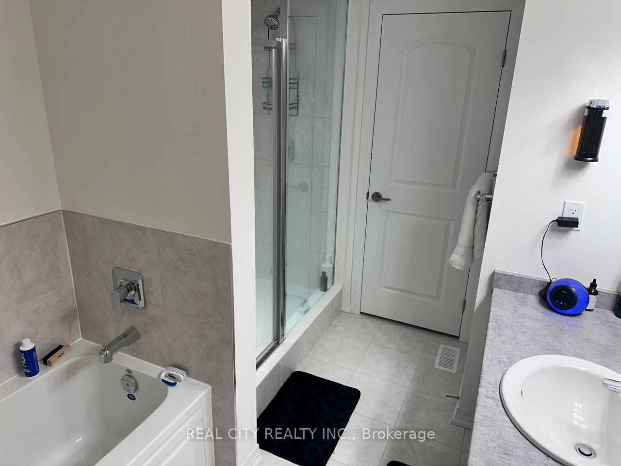 37 George Brier Drive W Property Photo 13
