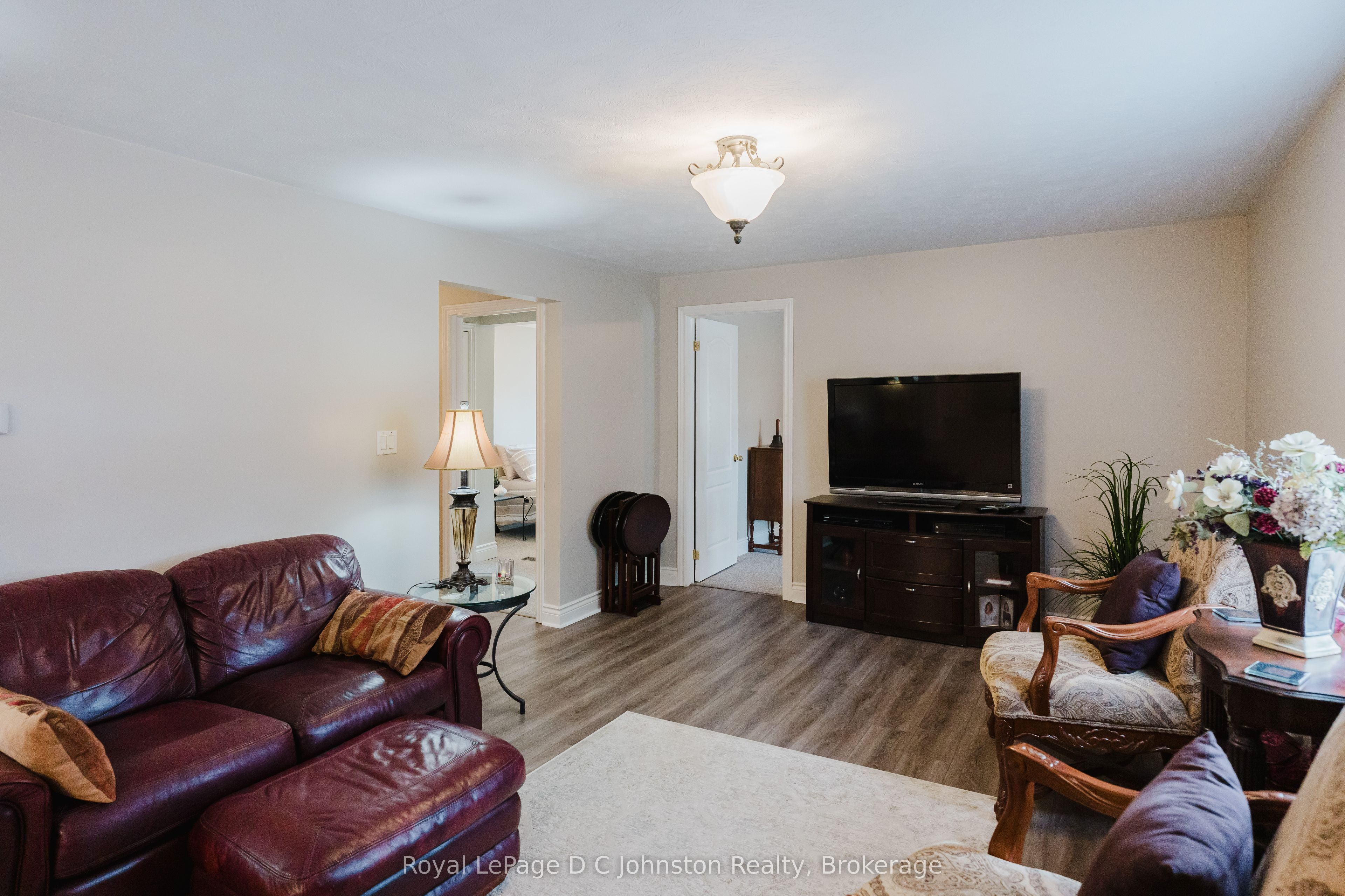 62 Grey Street N Property Photo 21