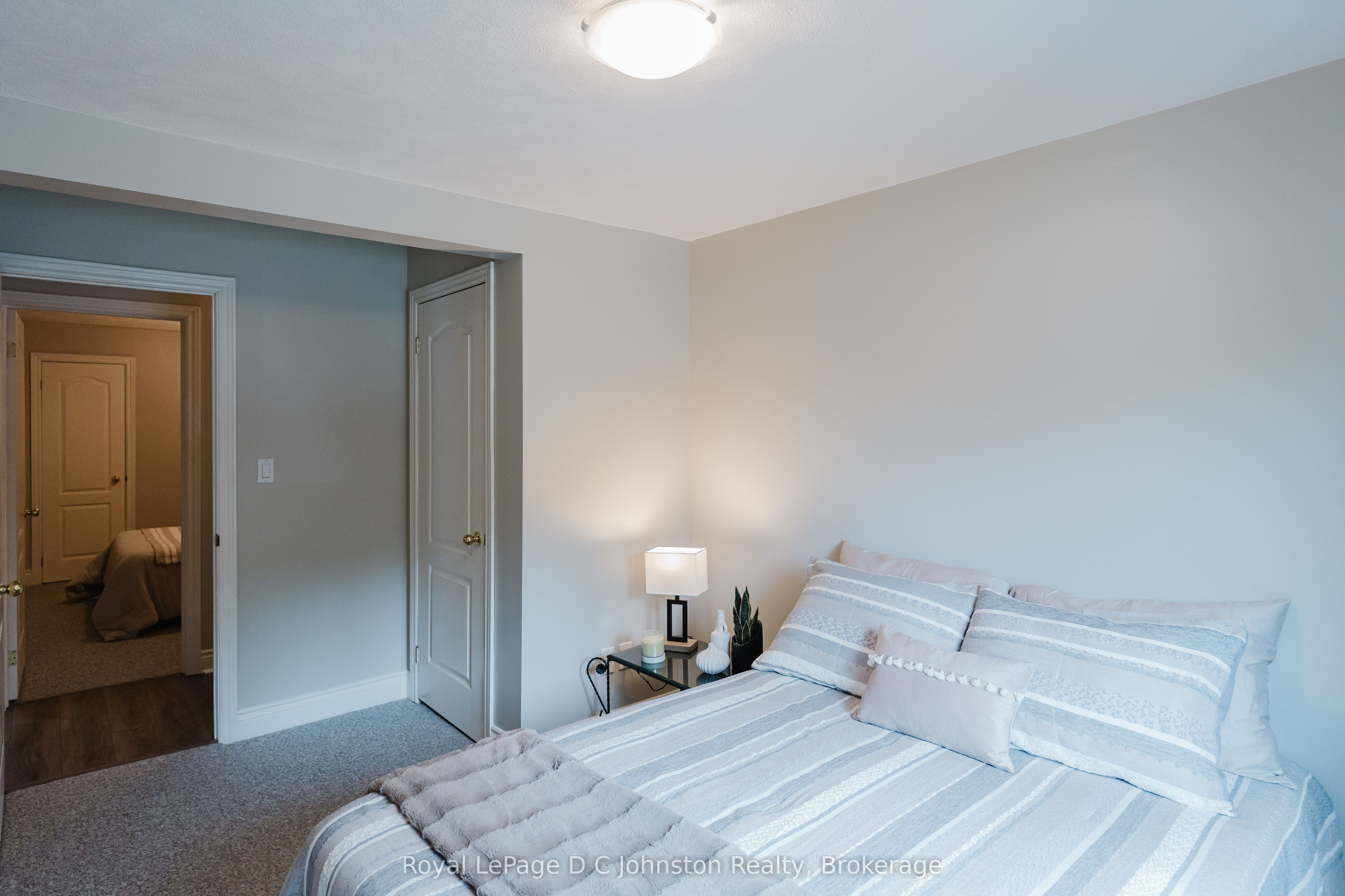 62 Grey Street N Property Photo 29