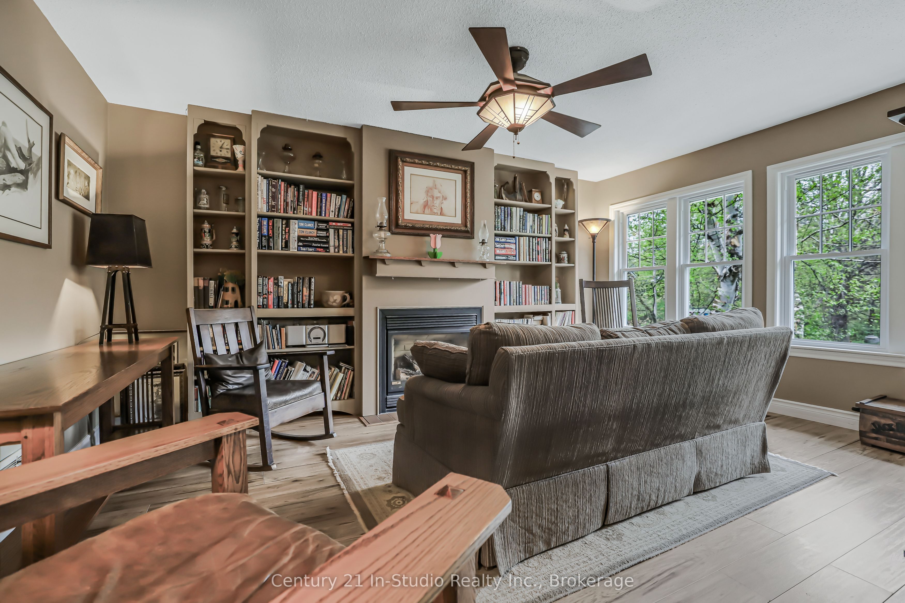 382 2nd Avenue Property Photo 17