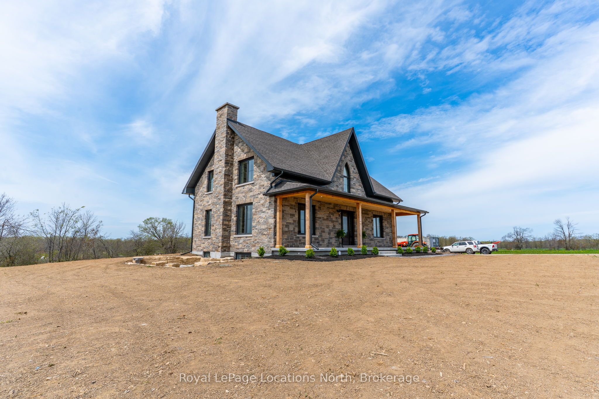 1037 Purple Valley Road Property Photo 3