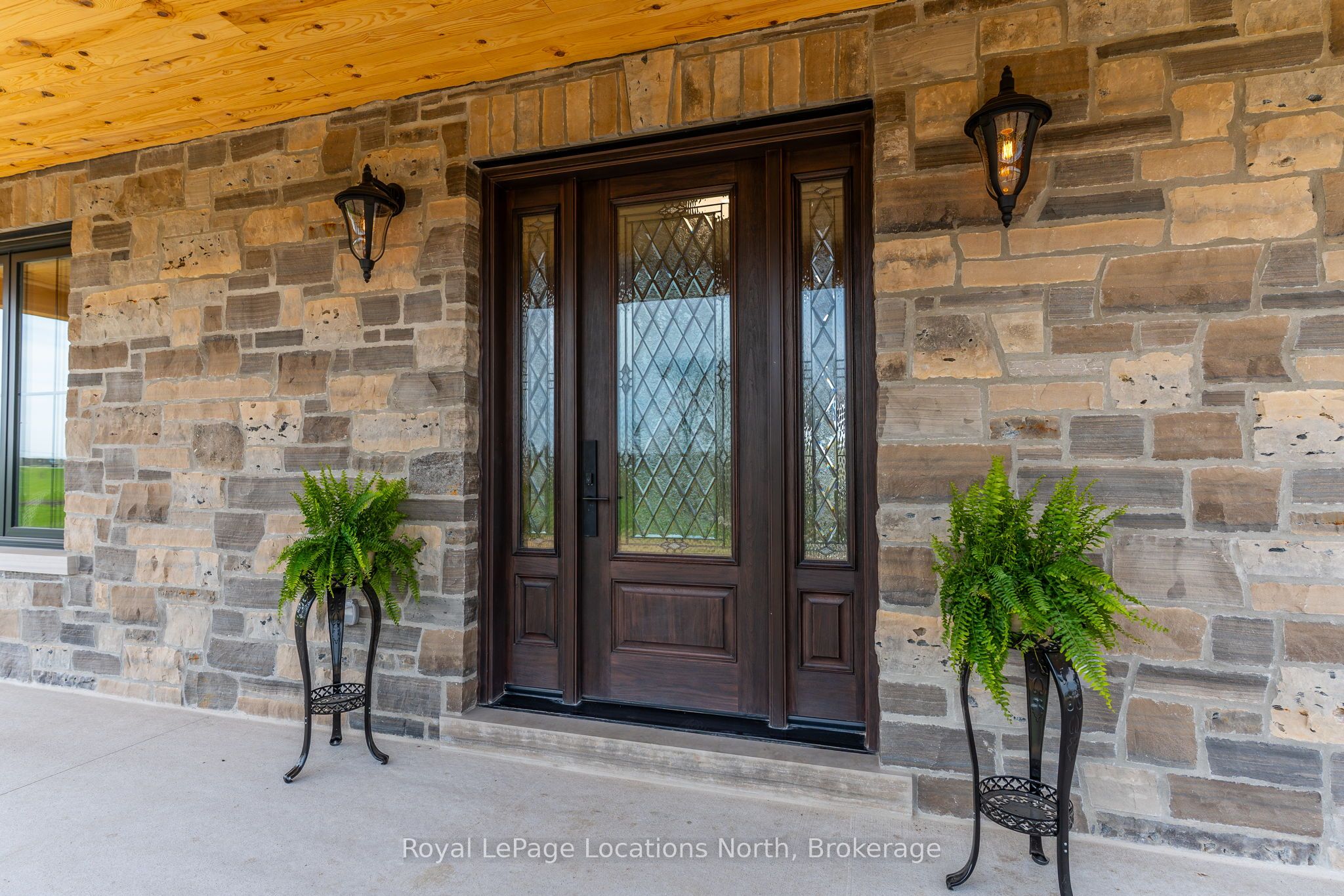1037 Purple Valley Road Property Photo 6