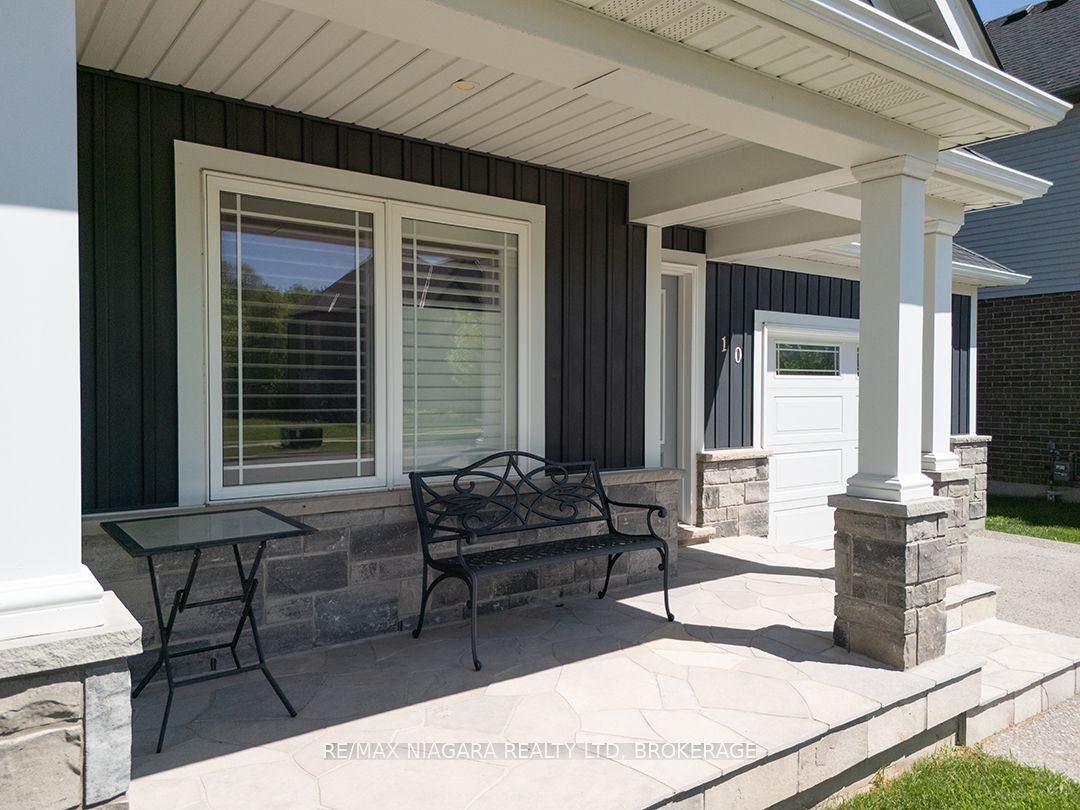 10 Eastman Gateway N/a Property Photo 6