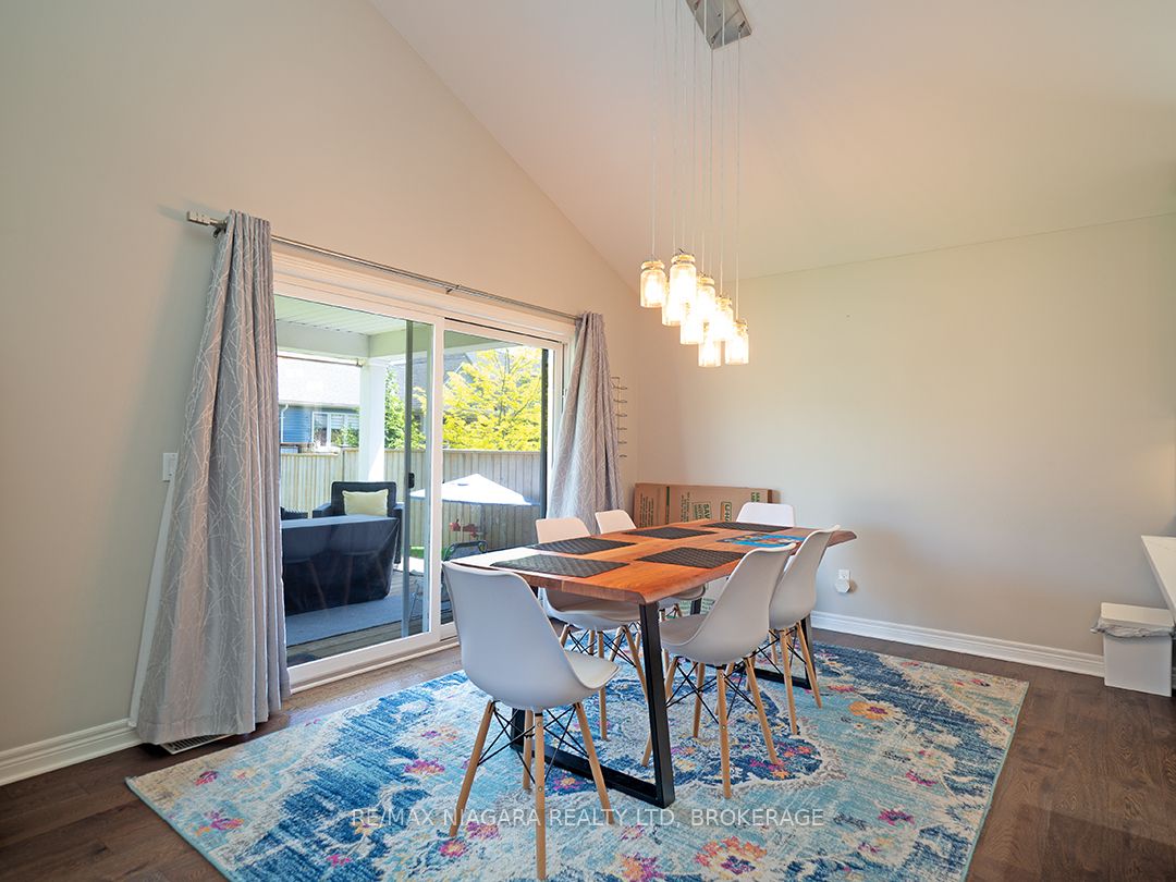 10 Eastman Gateway N/a Property Photo 12